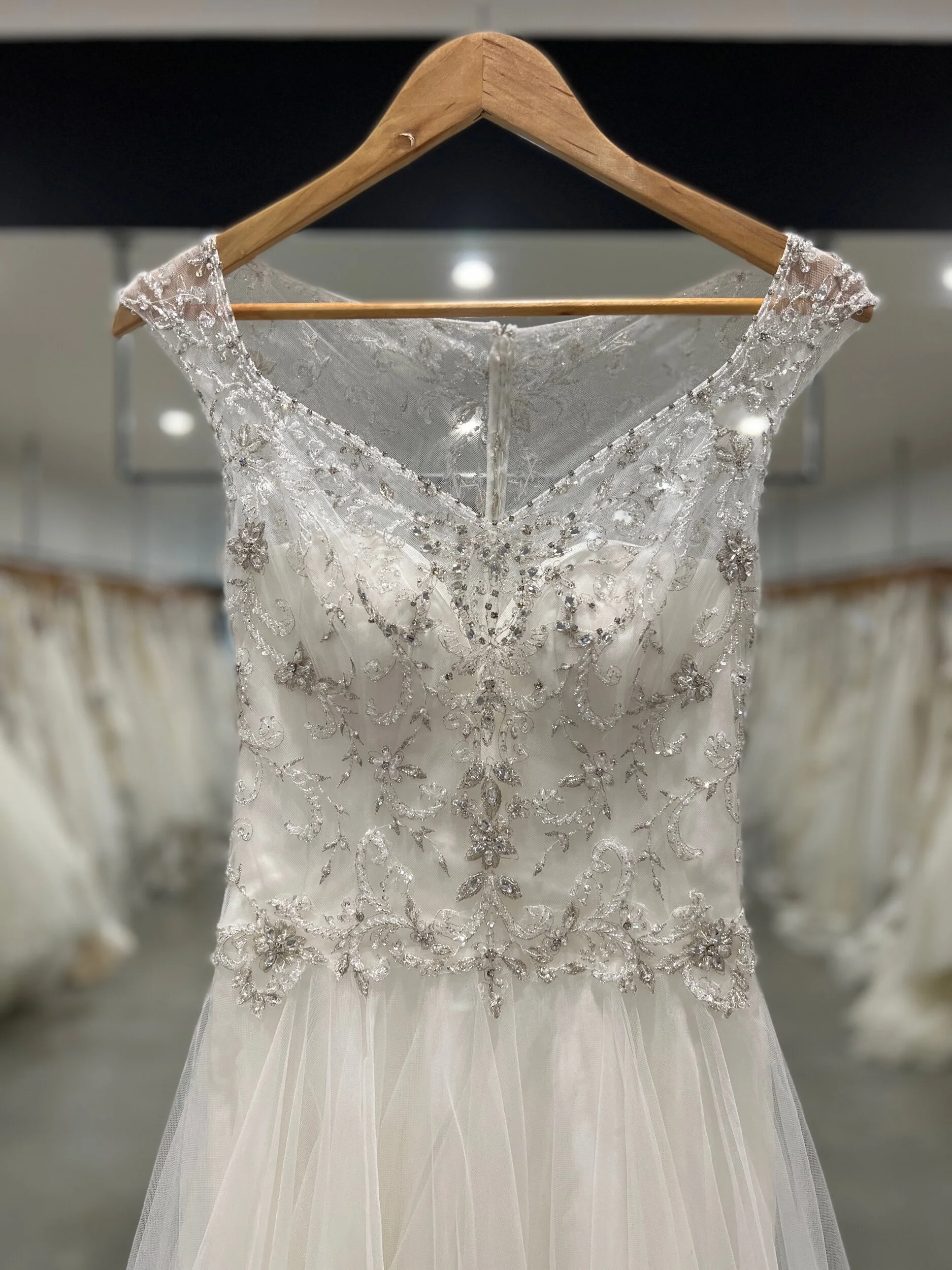 A8BD60C4-678B-4CE9-94D0-5D3B6DCA5AEF