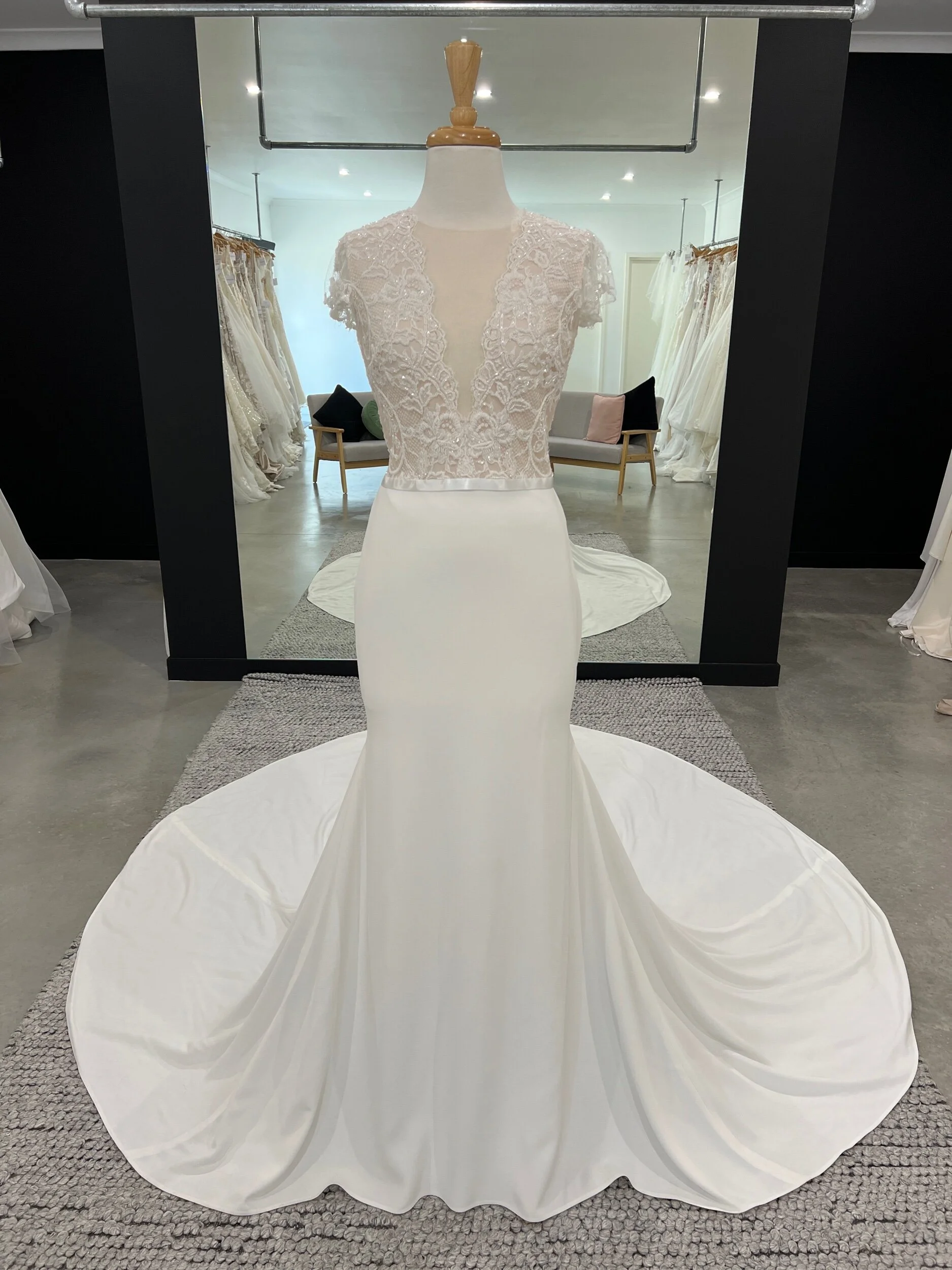 60FB85B9-D47D-4D65-BFFA-70C4240B9552