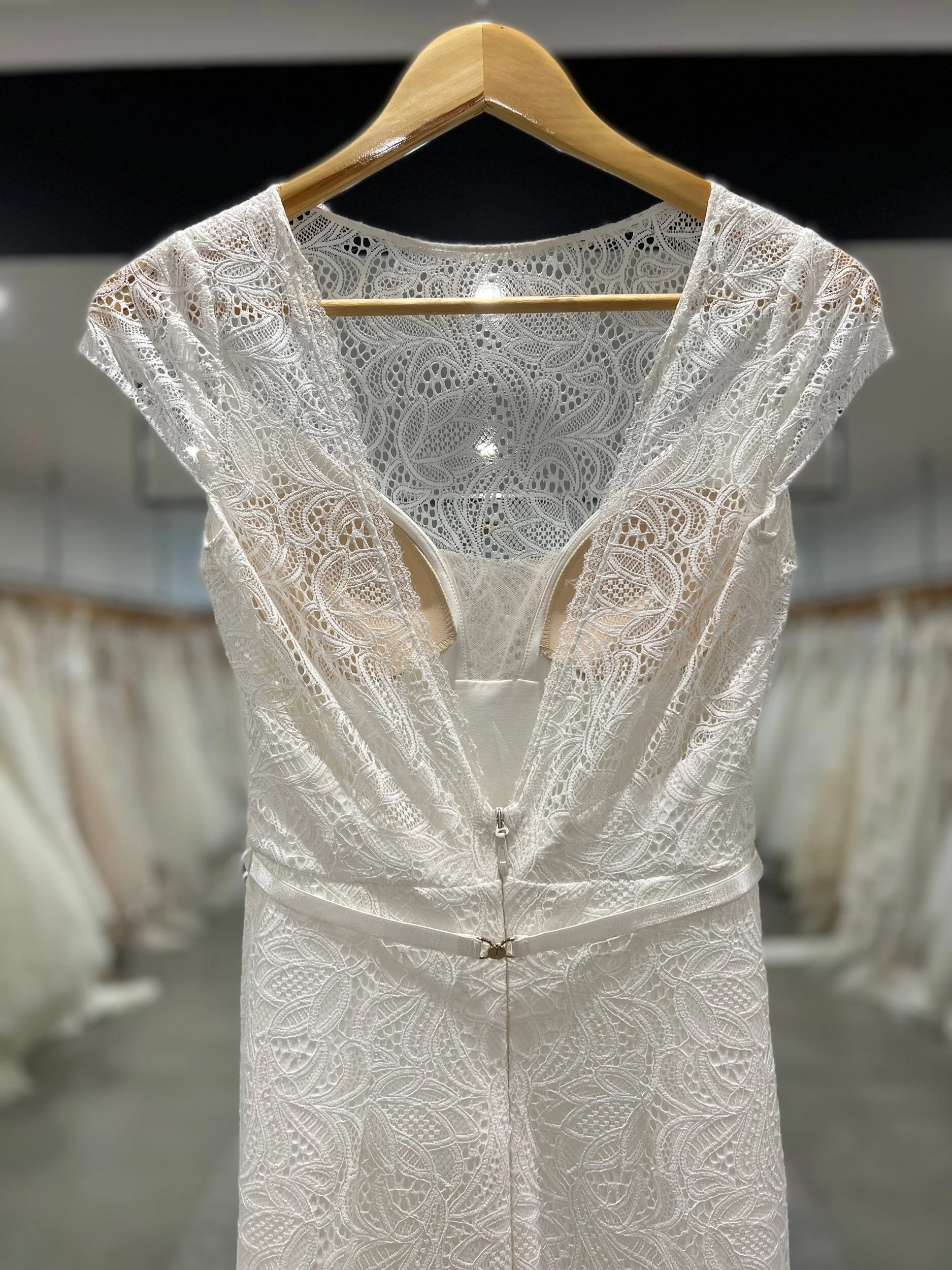 C3560EA4-2CA2-4799-82AA-57685C5CFC1E