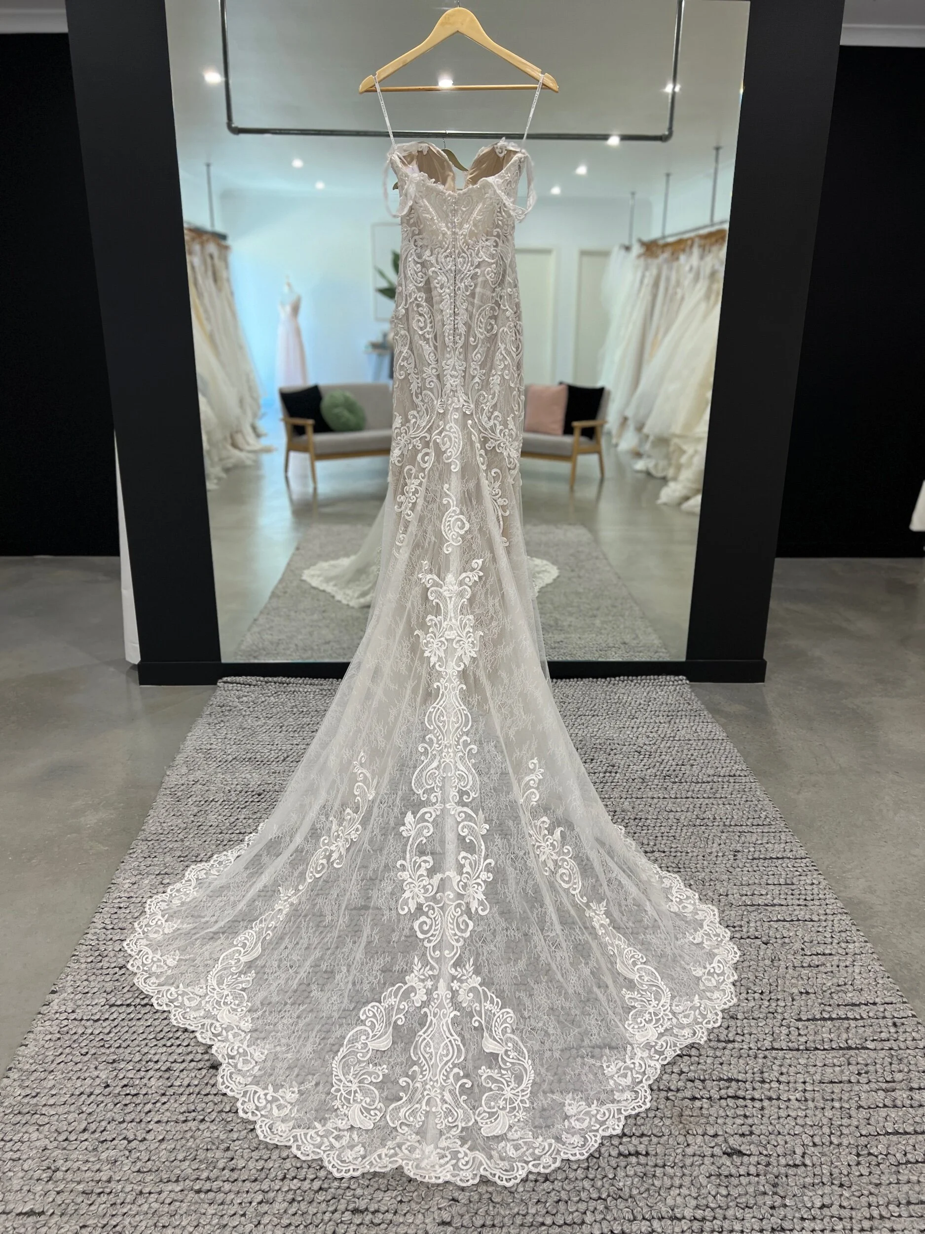 71E9E432-CC46-41E9-BABC-351E15B87FF4