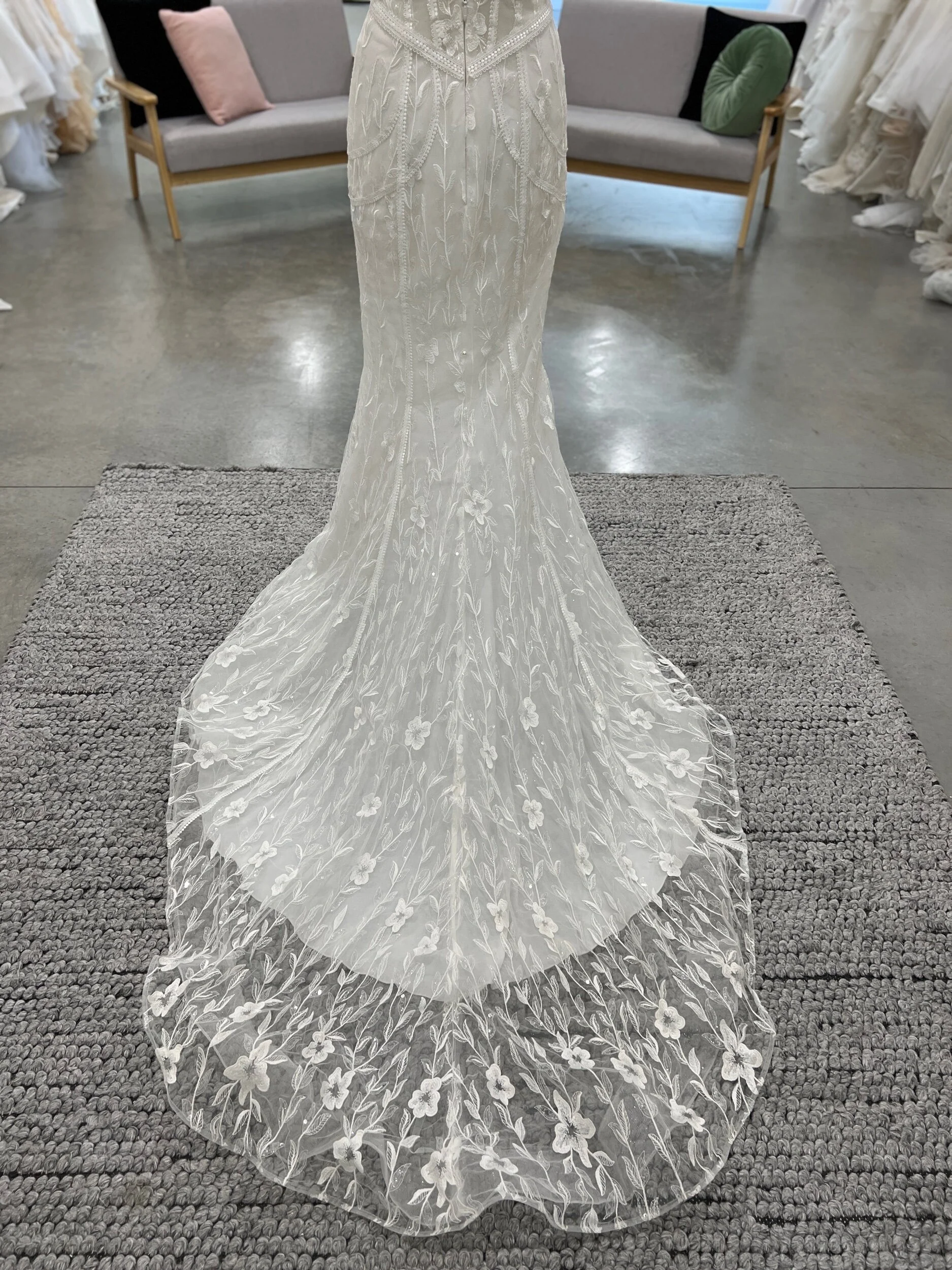 B395E349-DD94-43A2-AD69-408C7528ABAE