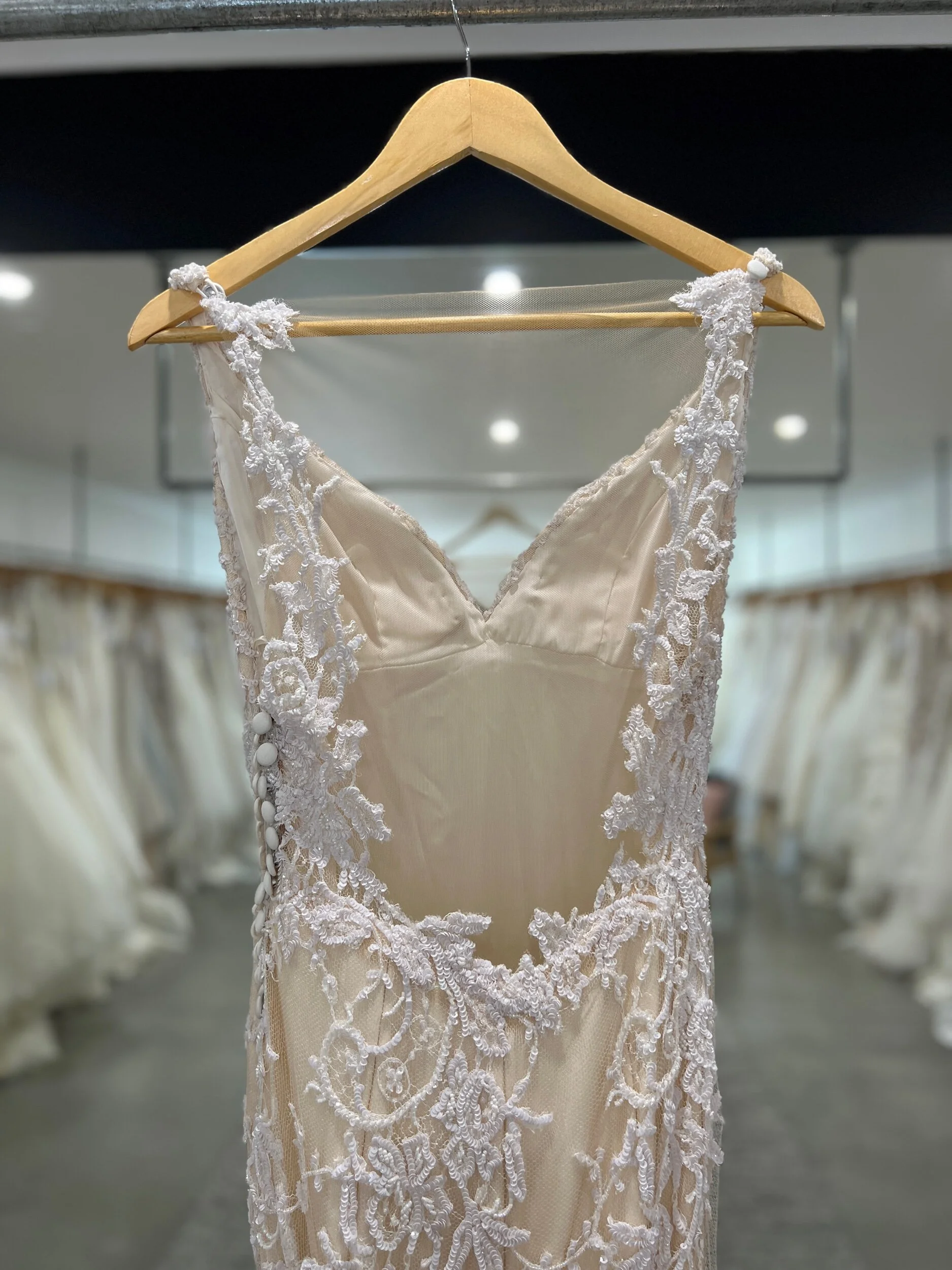 A8FEB323-3336-4F4B-9001-214286A055D3