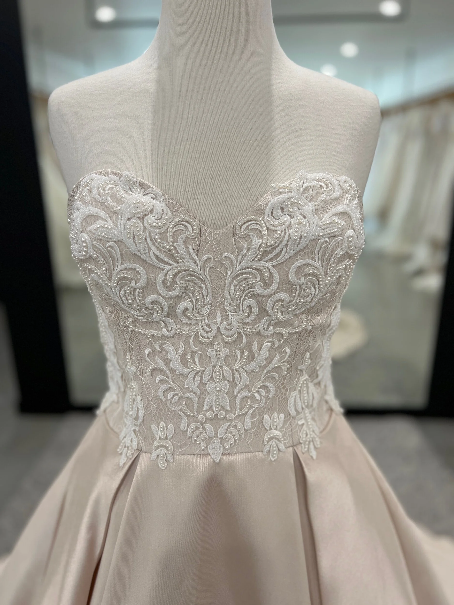 5EE3AED7-0054-4C1F-A5DF-6A25AA76CE48