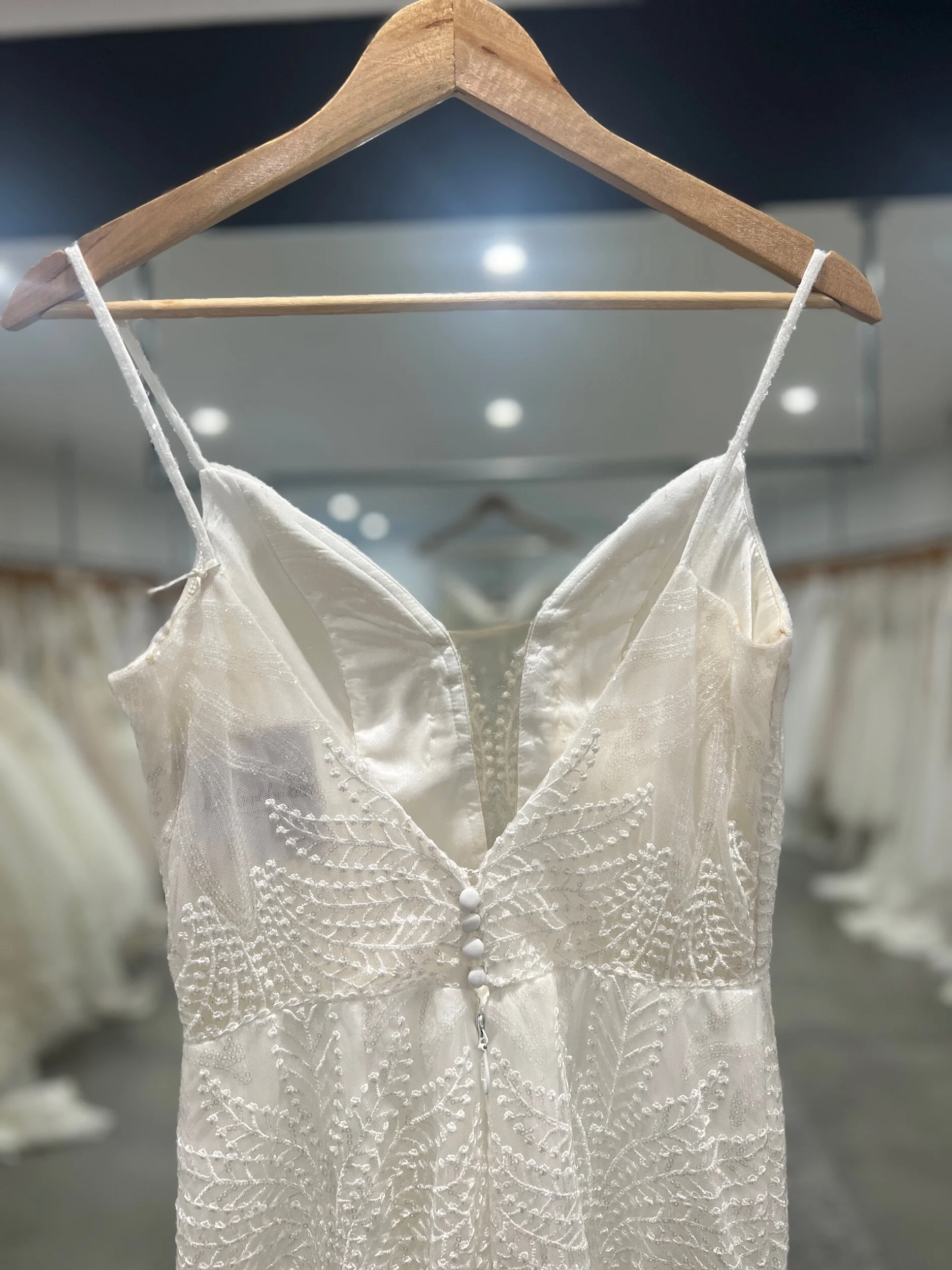 7BB1E5E6-BB0A-4525-8B5F-6D798F0C378C