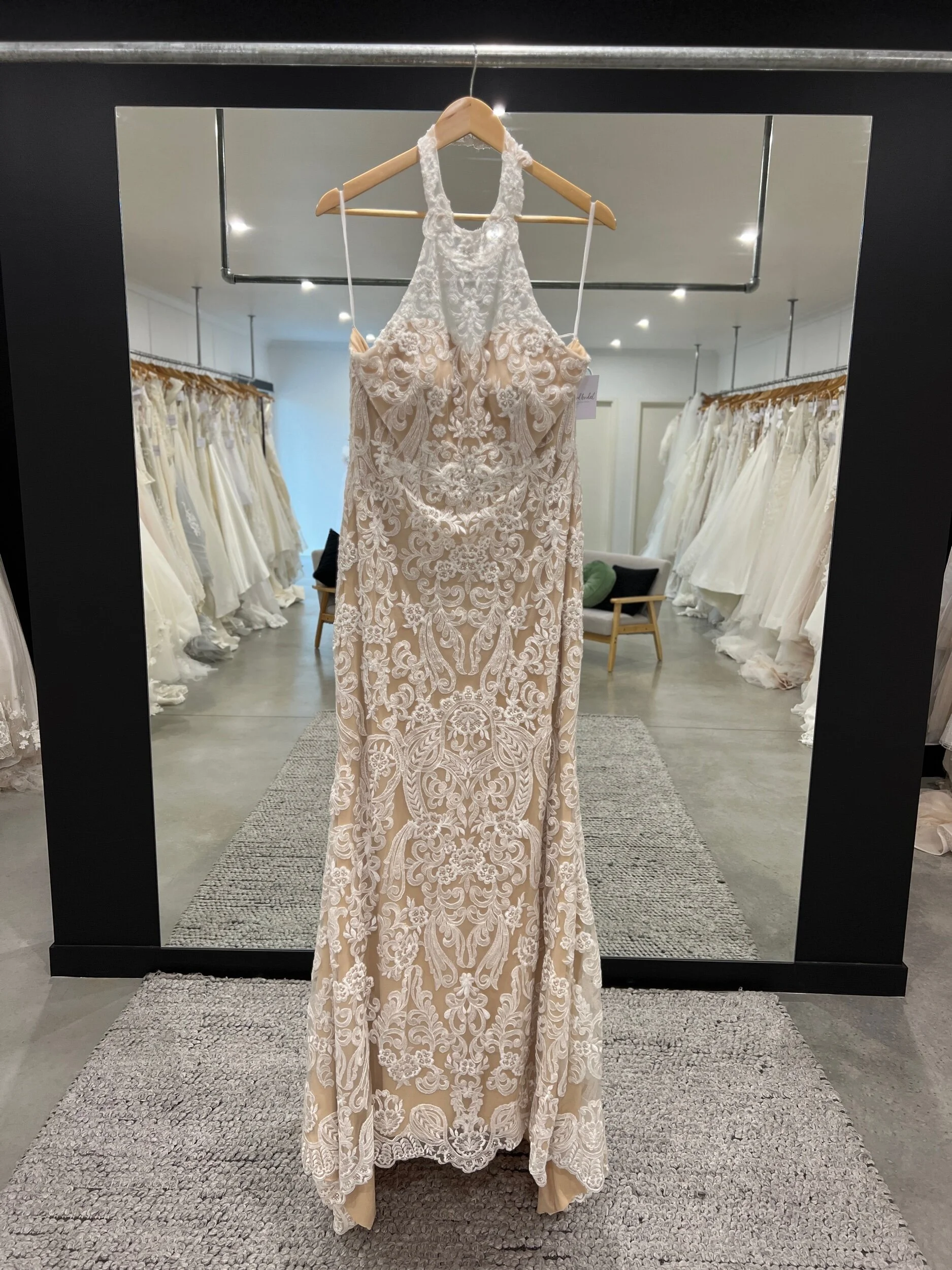 0FC8B653-CCE4-411F-B071-DBC4225472EF