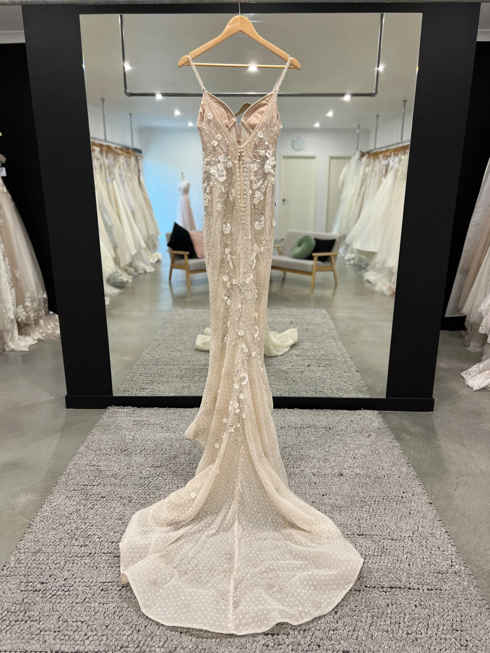 BE8EC54E-B8DB-4D9A-9D1E-45B65E6976FF