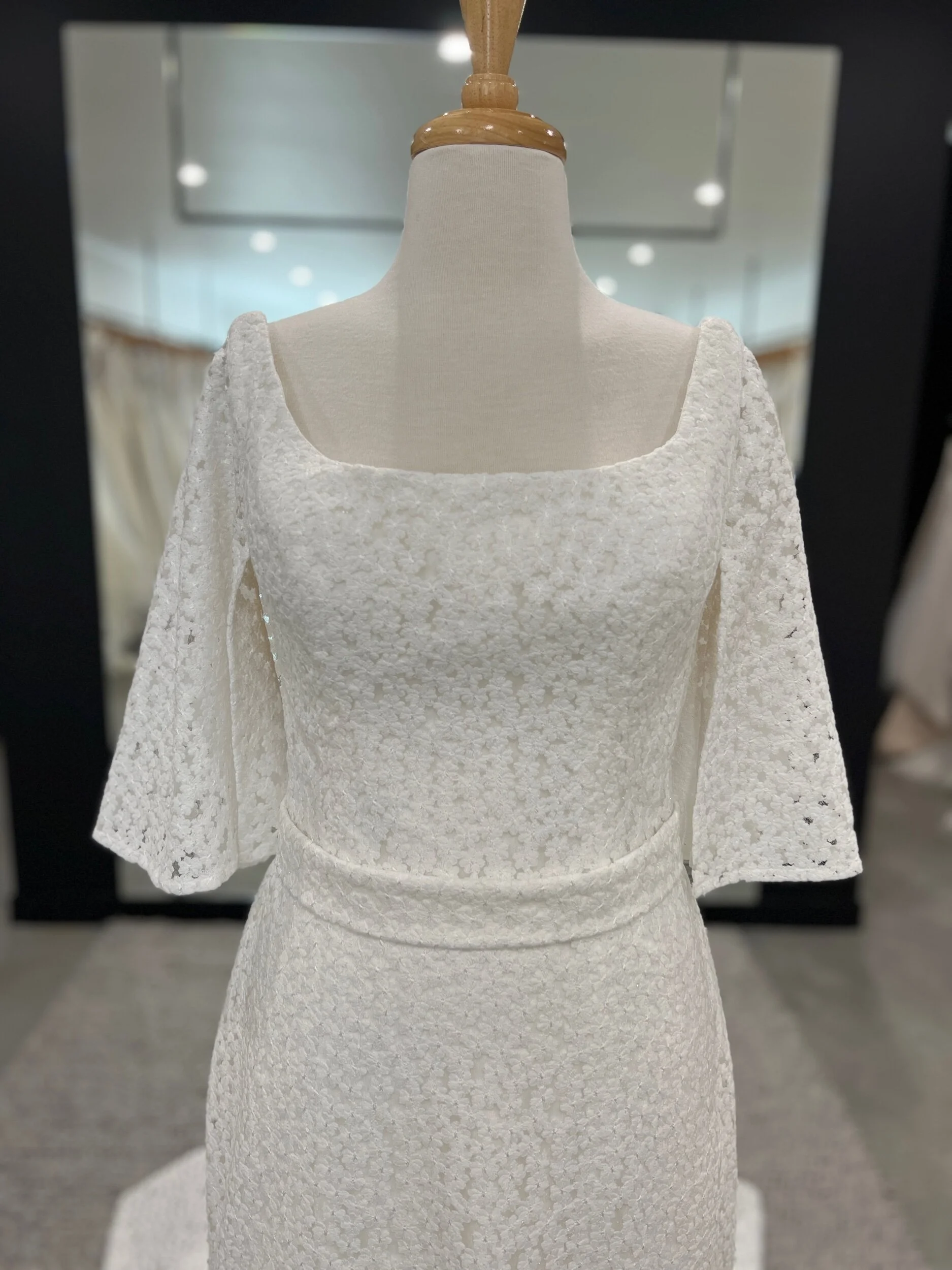 A7EE378C-E139-4A13-B1F1-30EAF2CABCD6