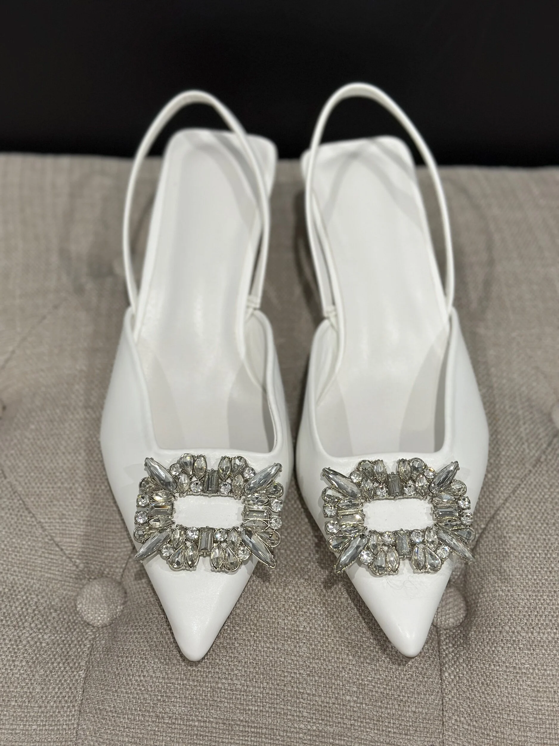 30A8B792-F940-453D-B558-498B786DAFBE