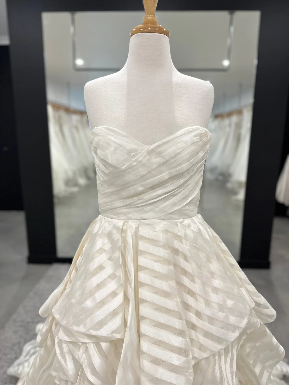 Hayley Paige Guindon Size 10 Little Bird Bridal