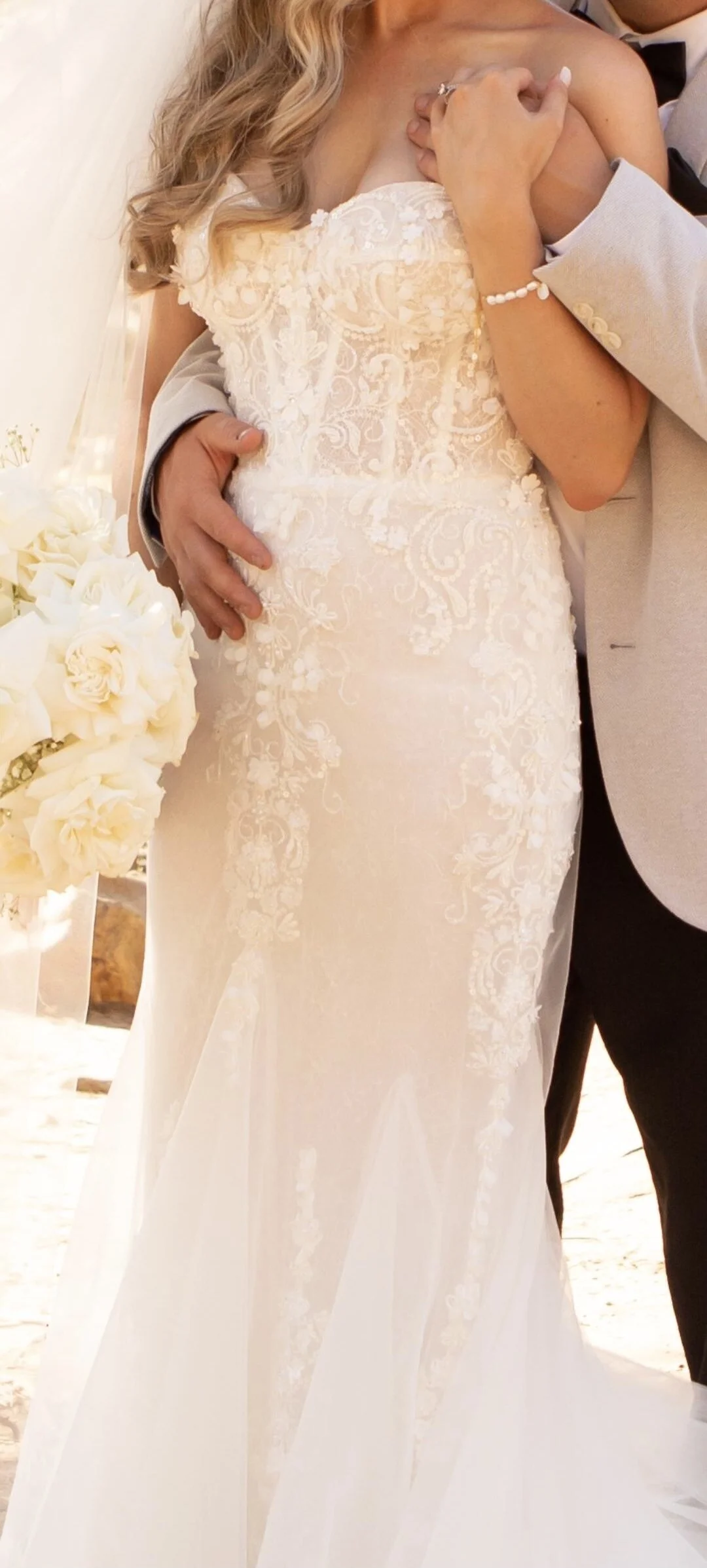 E1983F1C-FB0C-418B-8288-E9B3C60BEC95