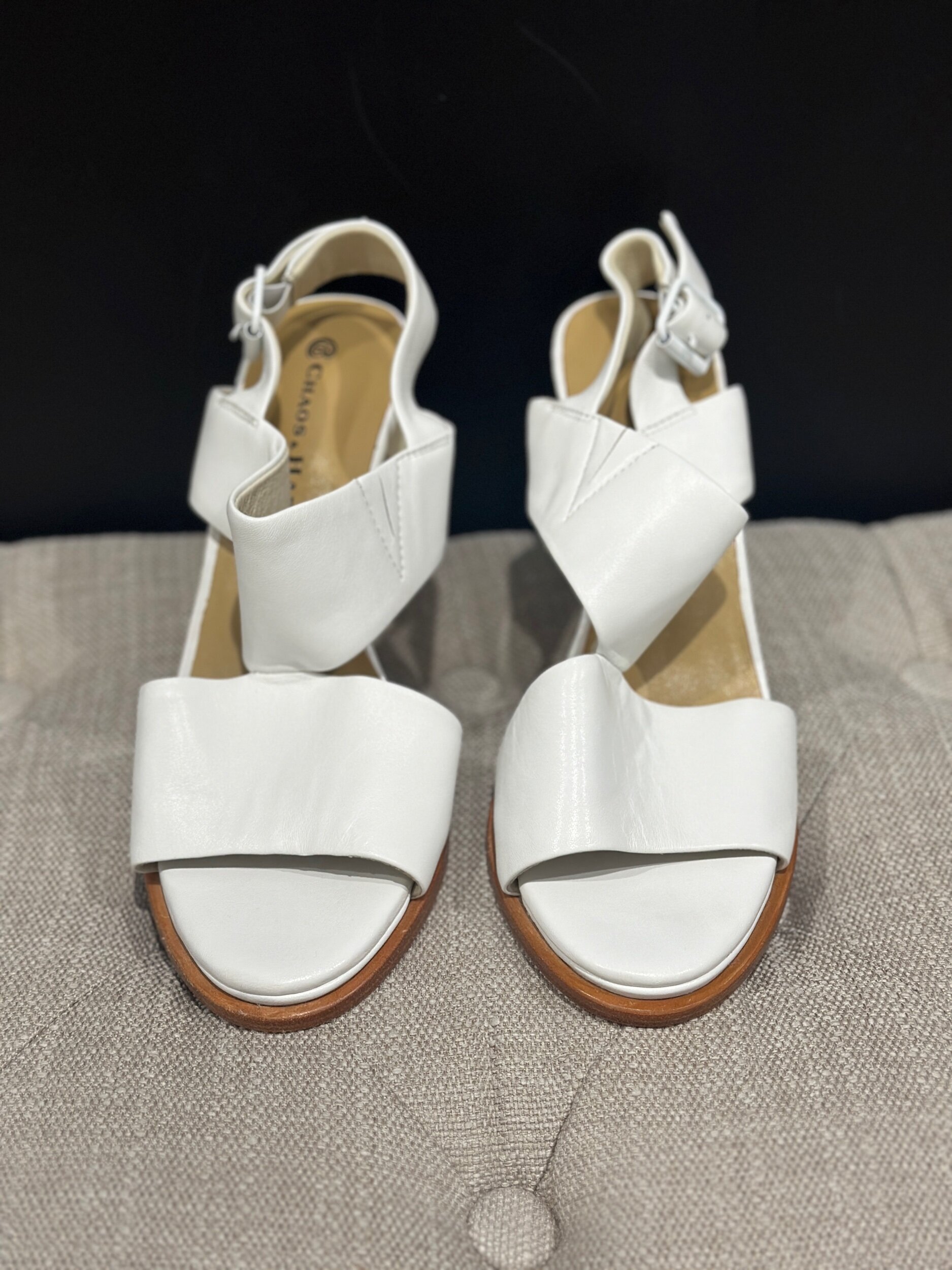 Chaos and Harmony - Passion Heel in Snow - Size 8 (39) - #00639-2