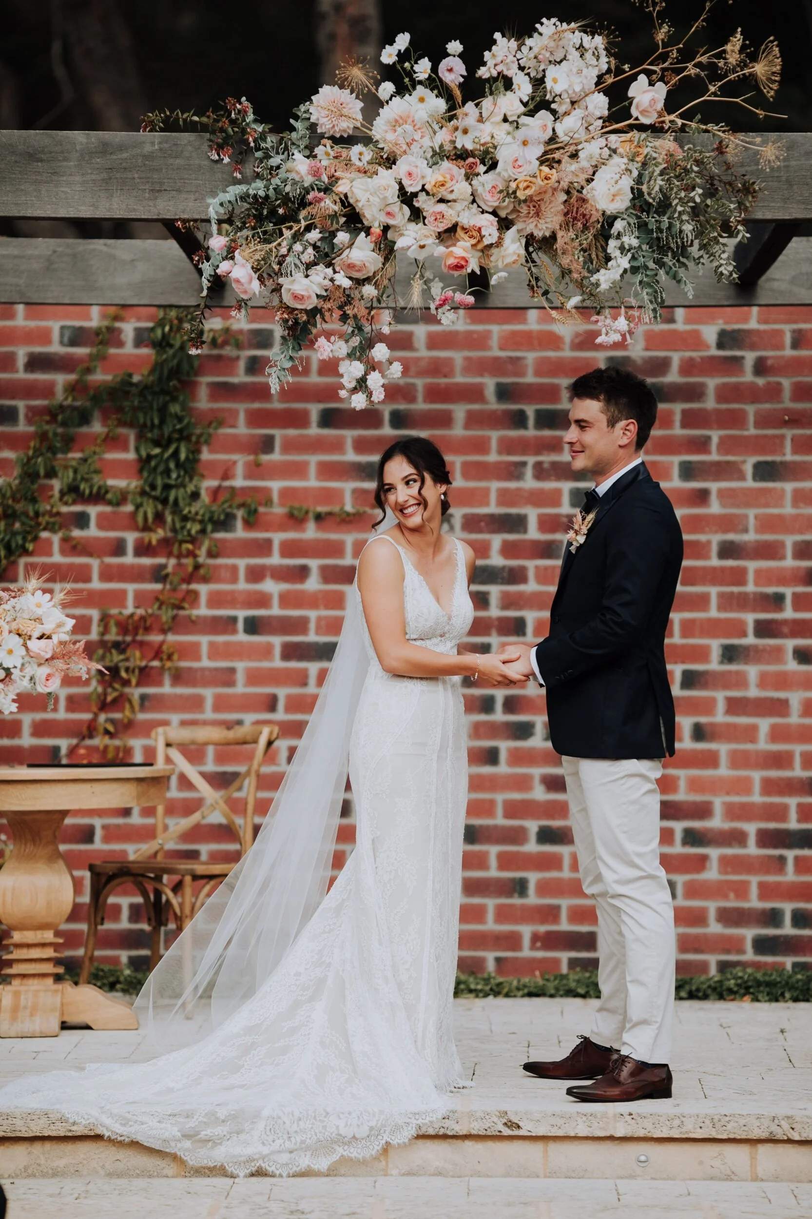 EDCA912A-4EF3-49F6-8A5D-290CF2FD5379