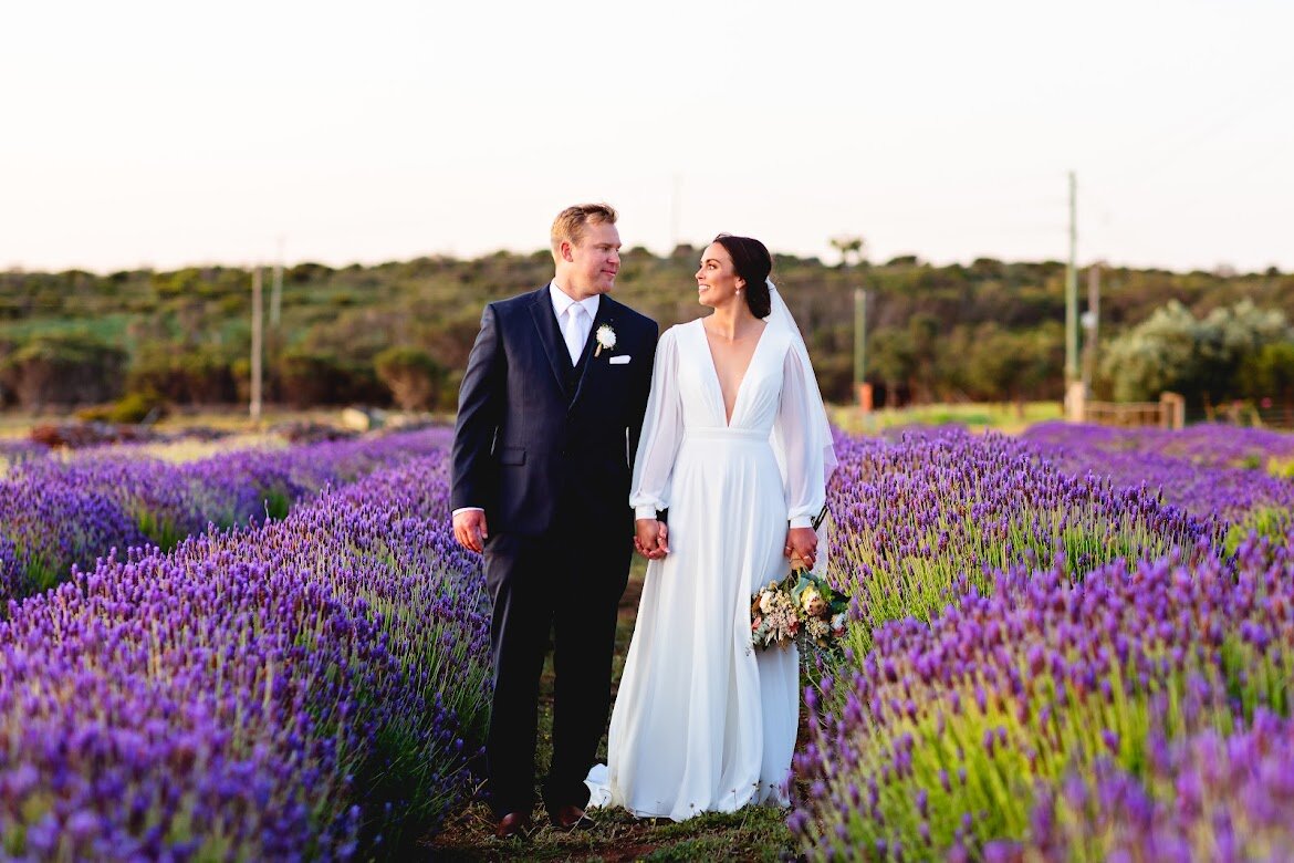 9D99236D-B028-4ADB-8B70-BA43A4481707