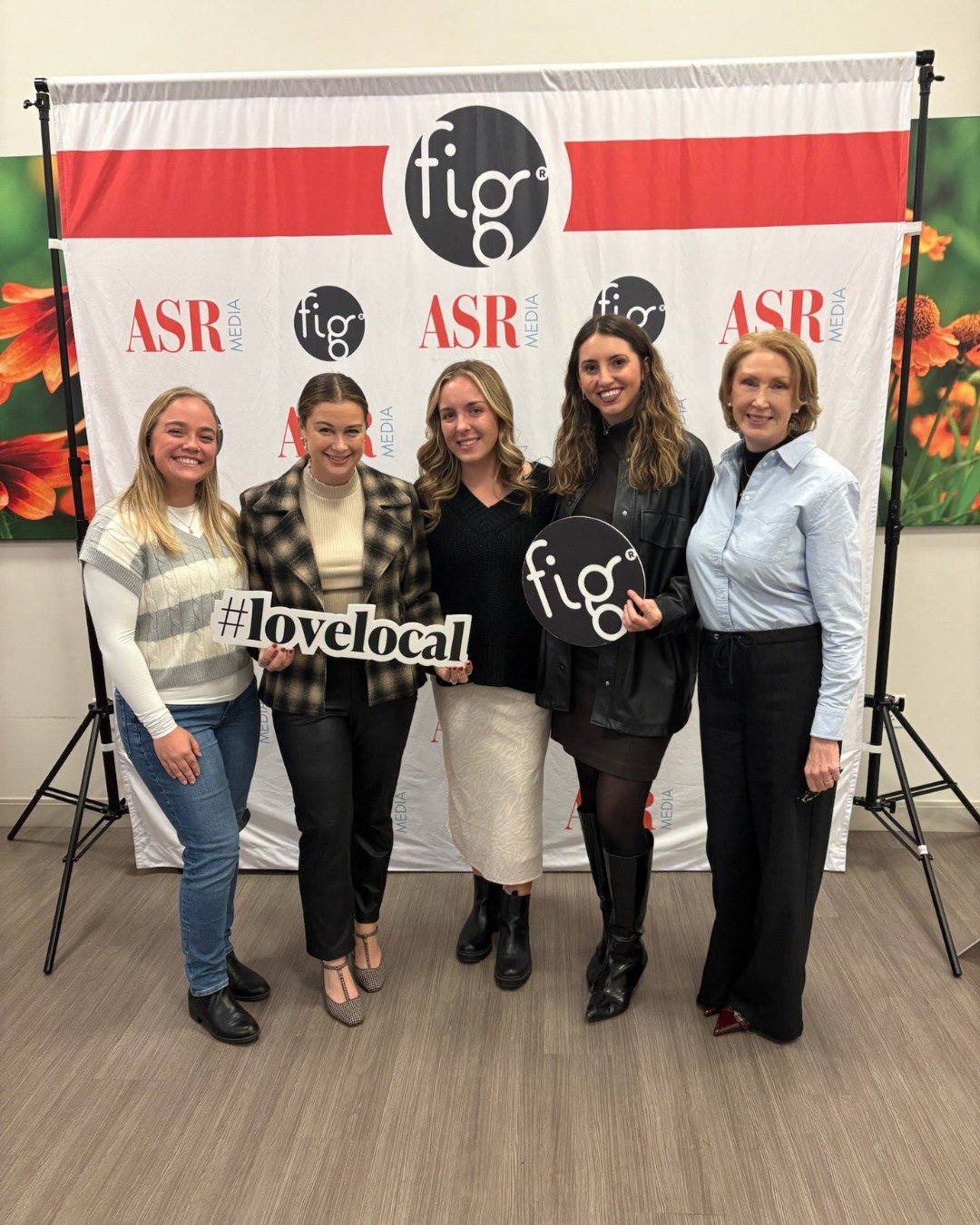 Celebrating community + creativity ❄️✨
The #SocialT team joined @figlehighvalley for the launch of their Winter Issue, The Humble Beginnings Issue, a beautiful tribute to the local businesses, nonprofits, and makers shaping our region.

Always inspir