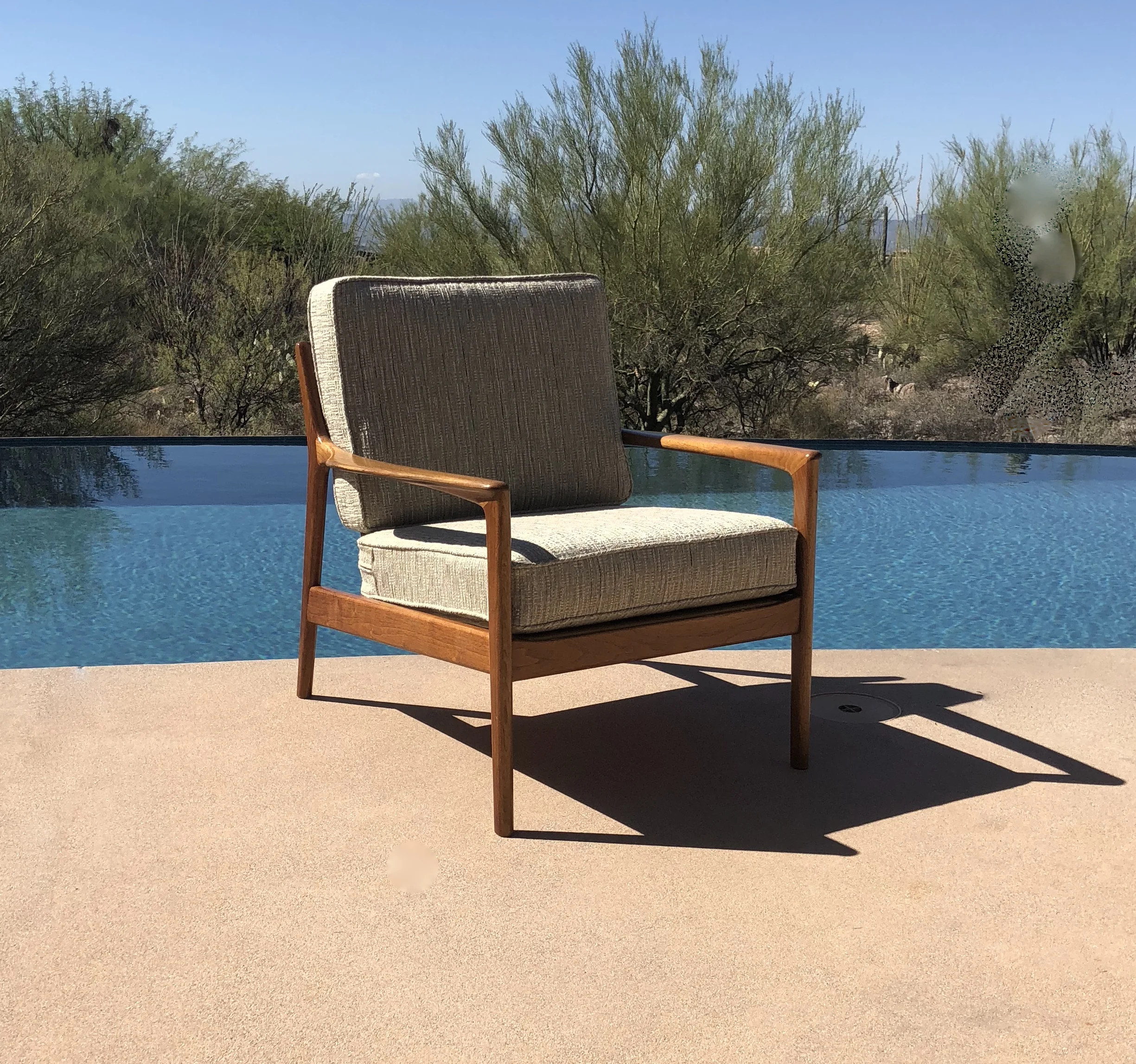 Scandinavian Modern DUX Lounge Chair