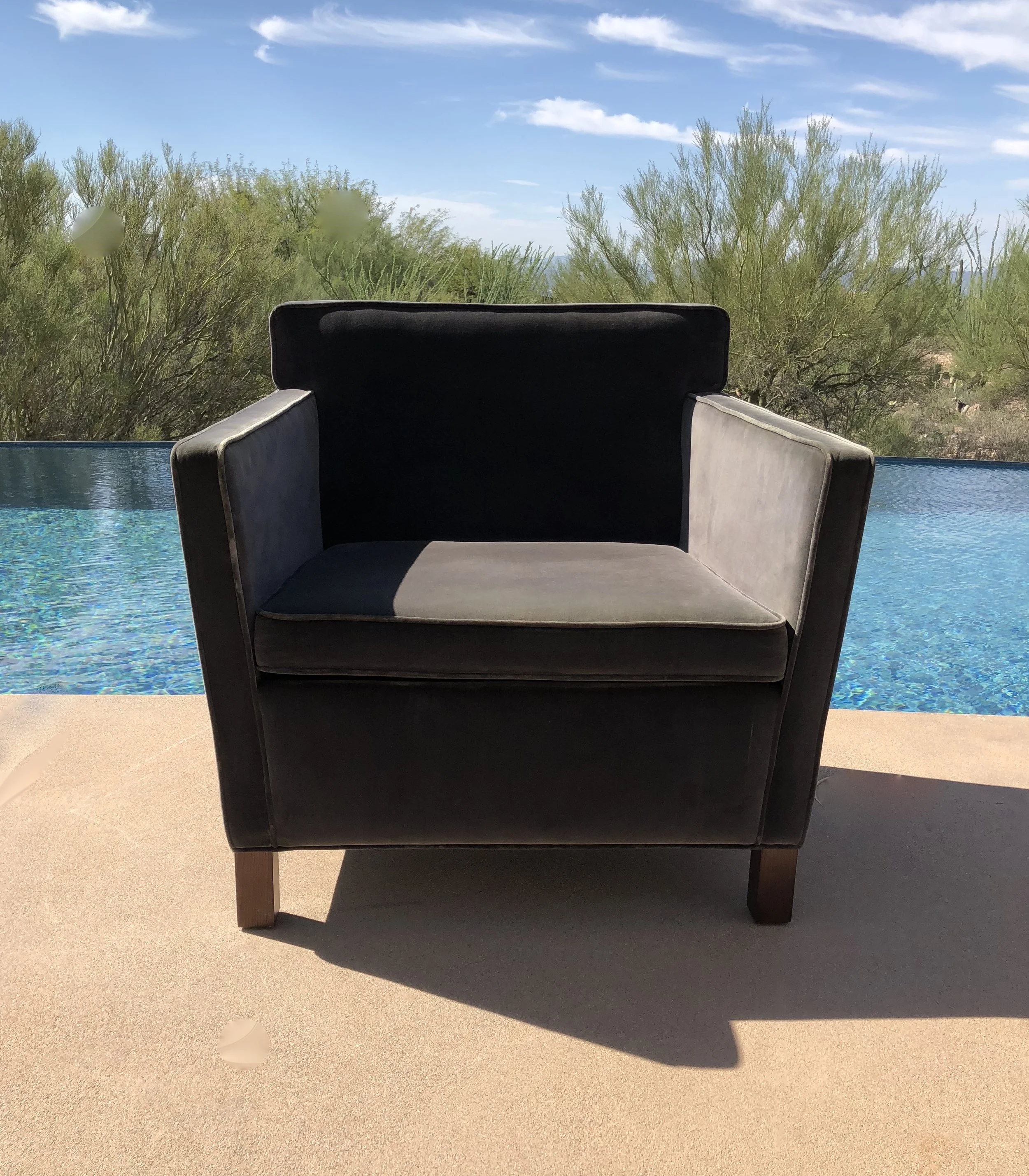 Mid Century Modern Knoll Lounge Chair