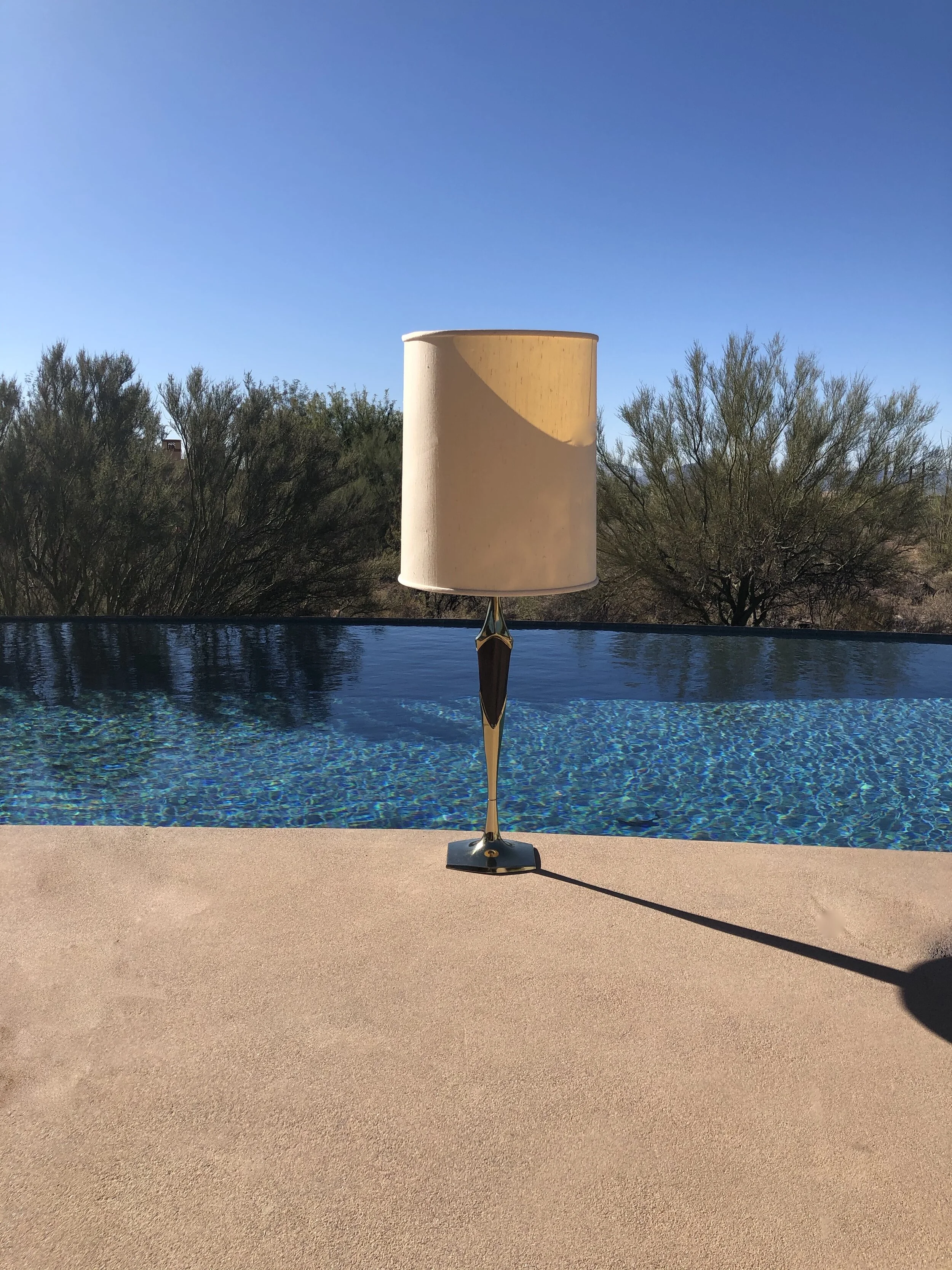 Mid Century Laurel Table Lamp