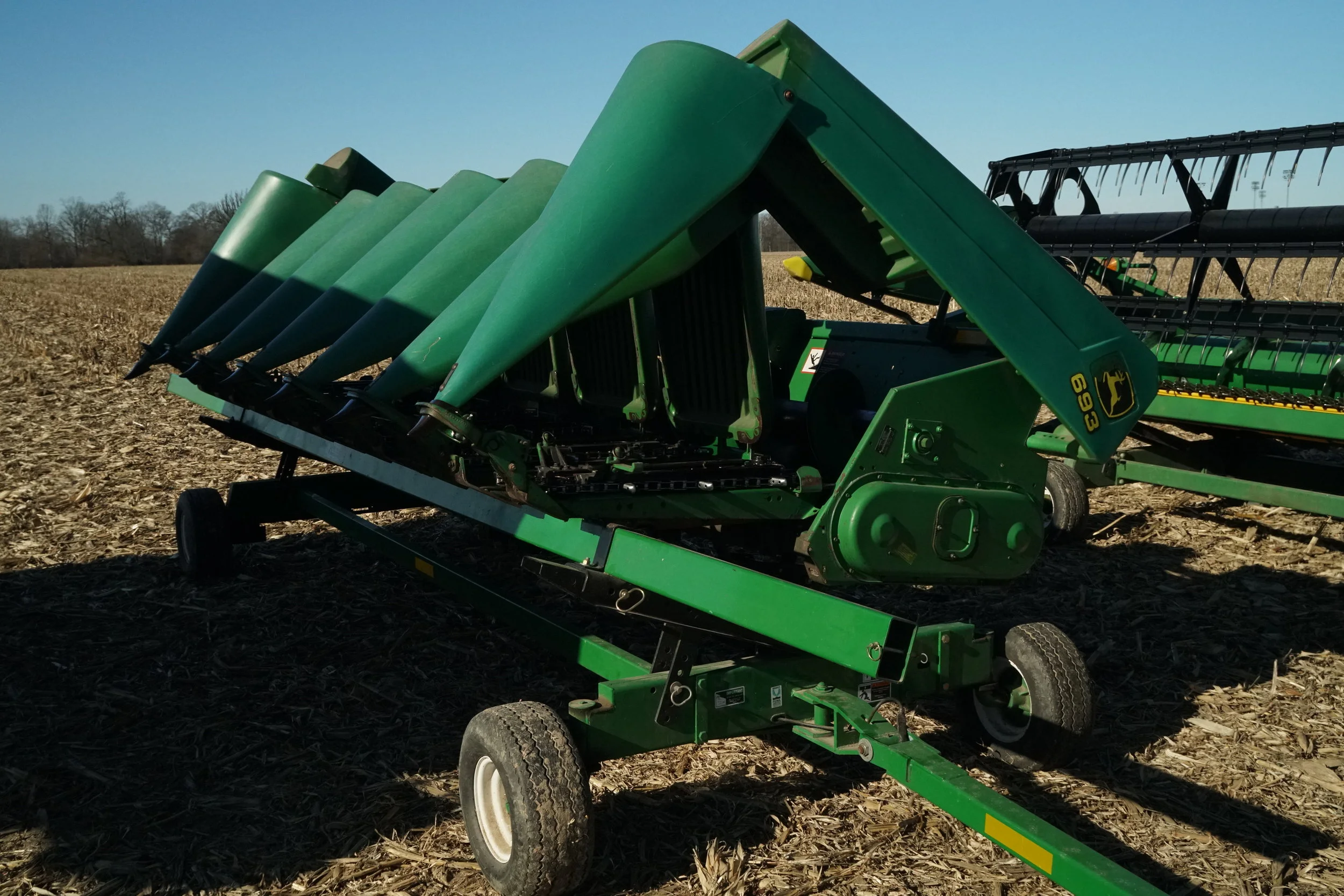 JD 693 Corn Head