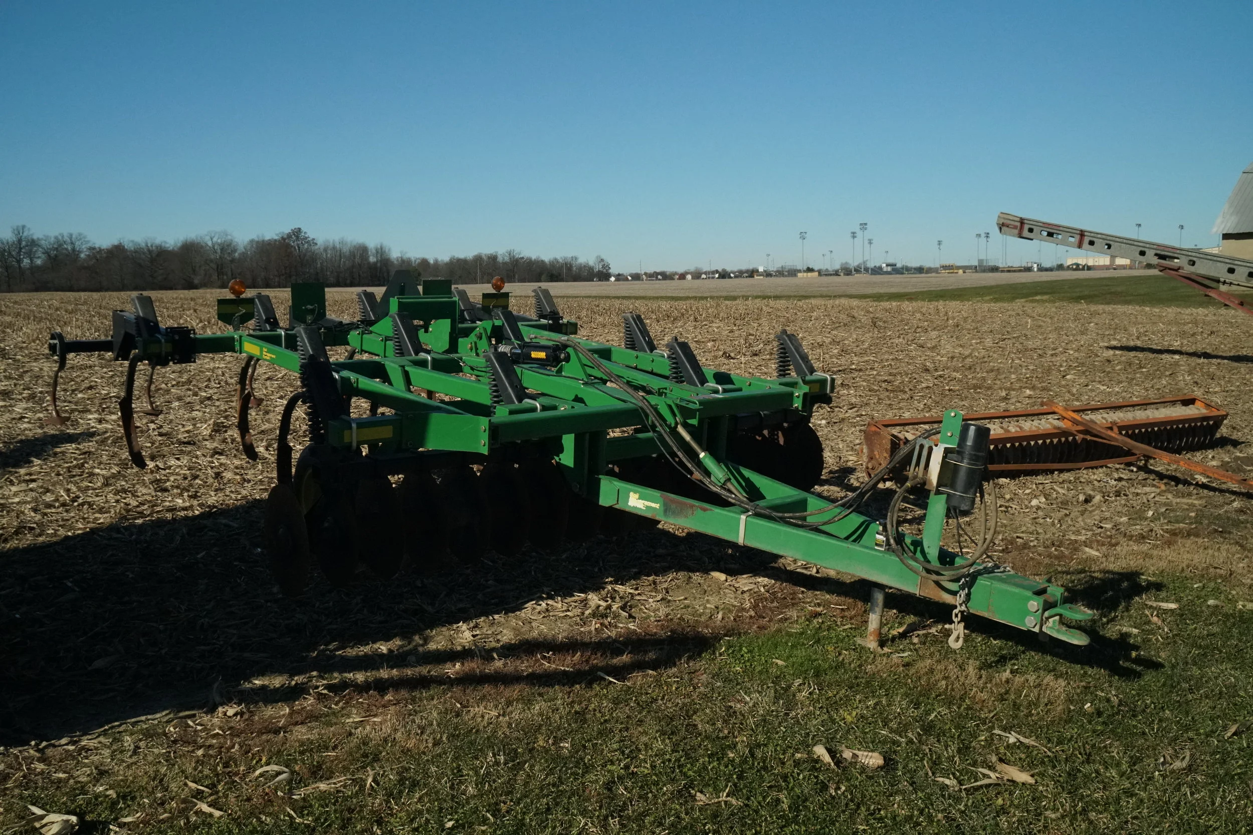 JD 714 9 SHANK MULCH TILLER