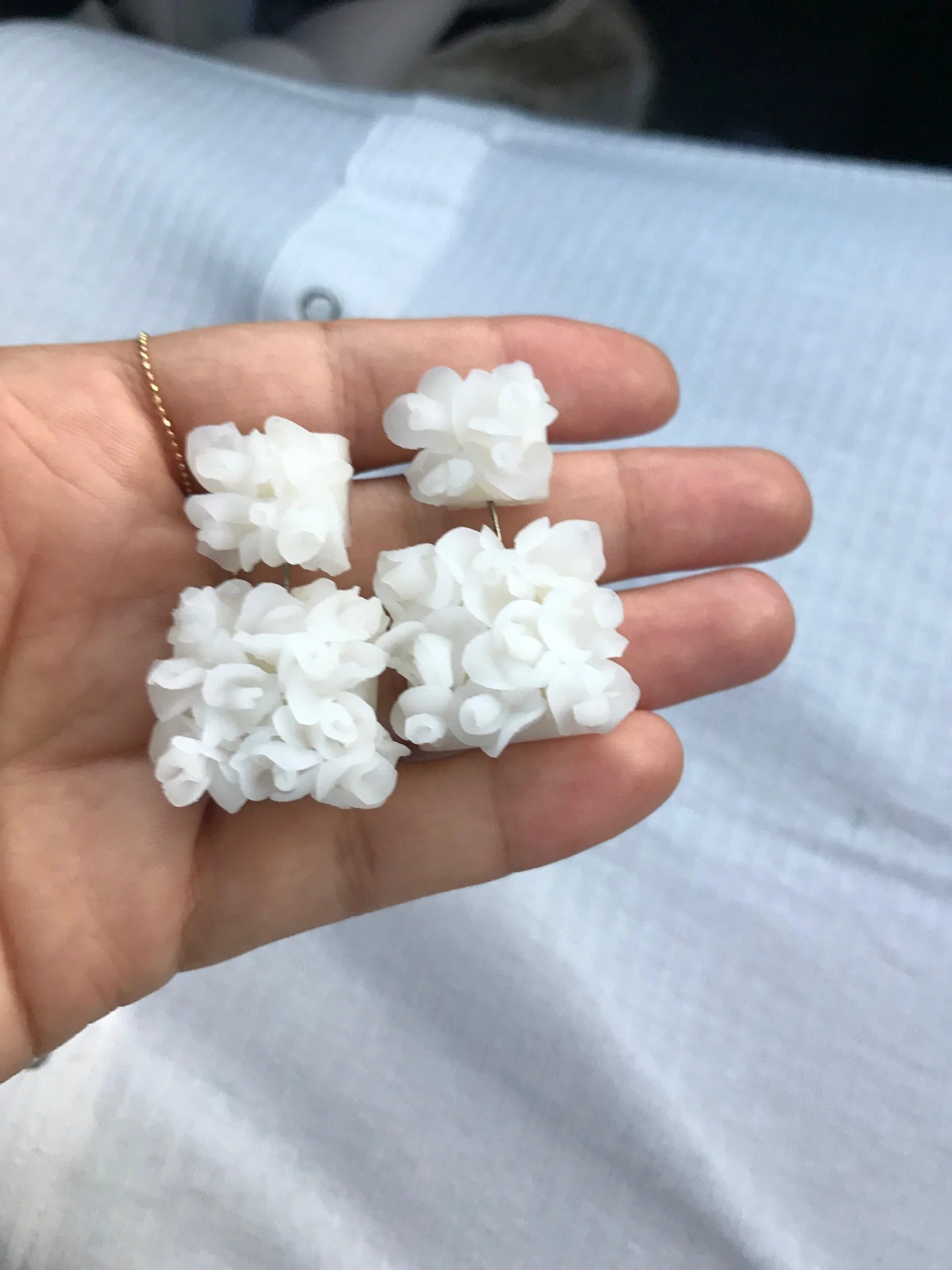 3B2E0DAE-25F3-449E-838D-BD80A99660C5