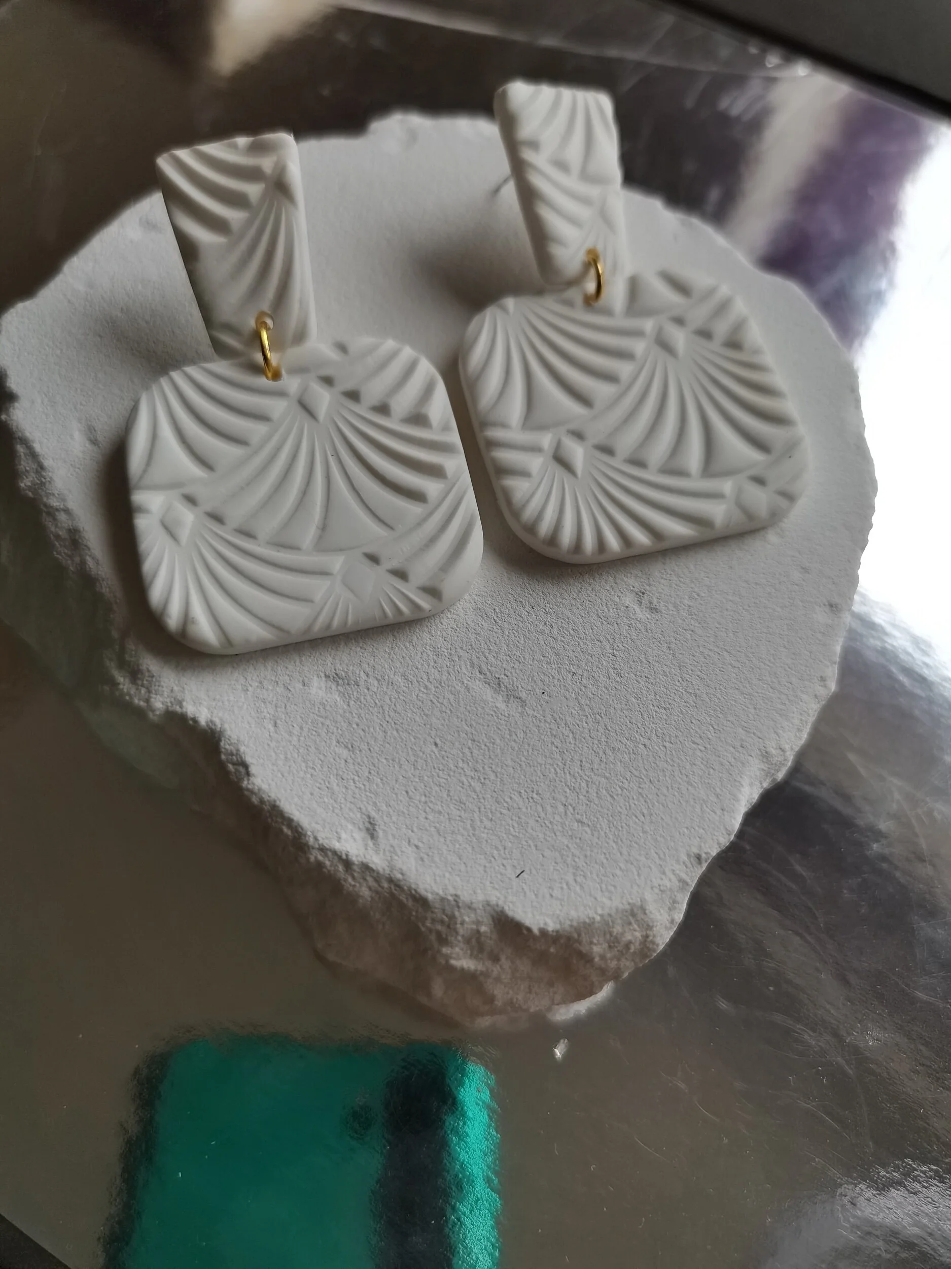 A17E0918-7890-4D18-96E2-58181FC6CDF3