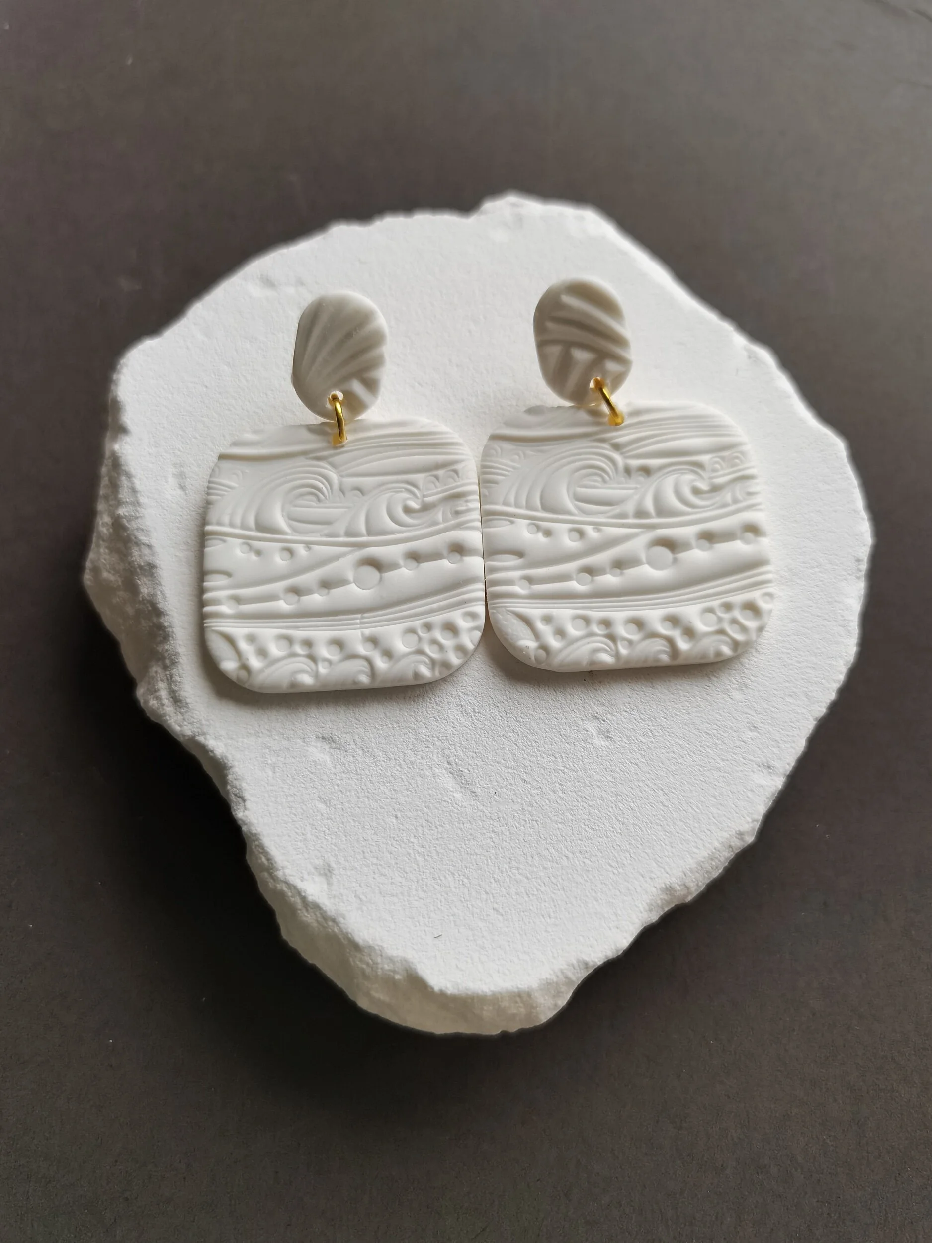 DE189D58-8F79-45BC-BF6A-852E3D02654A