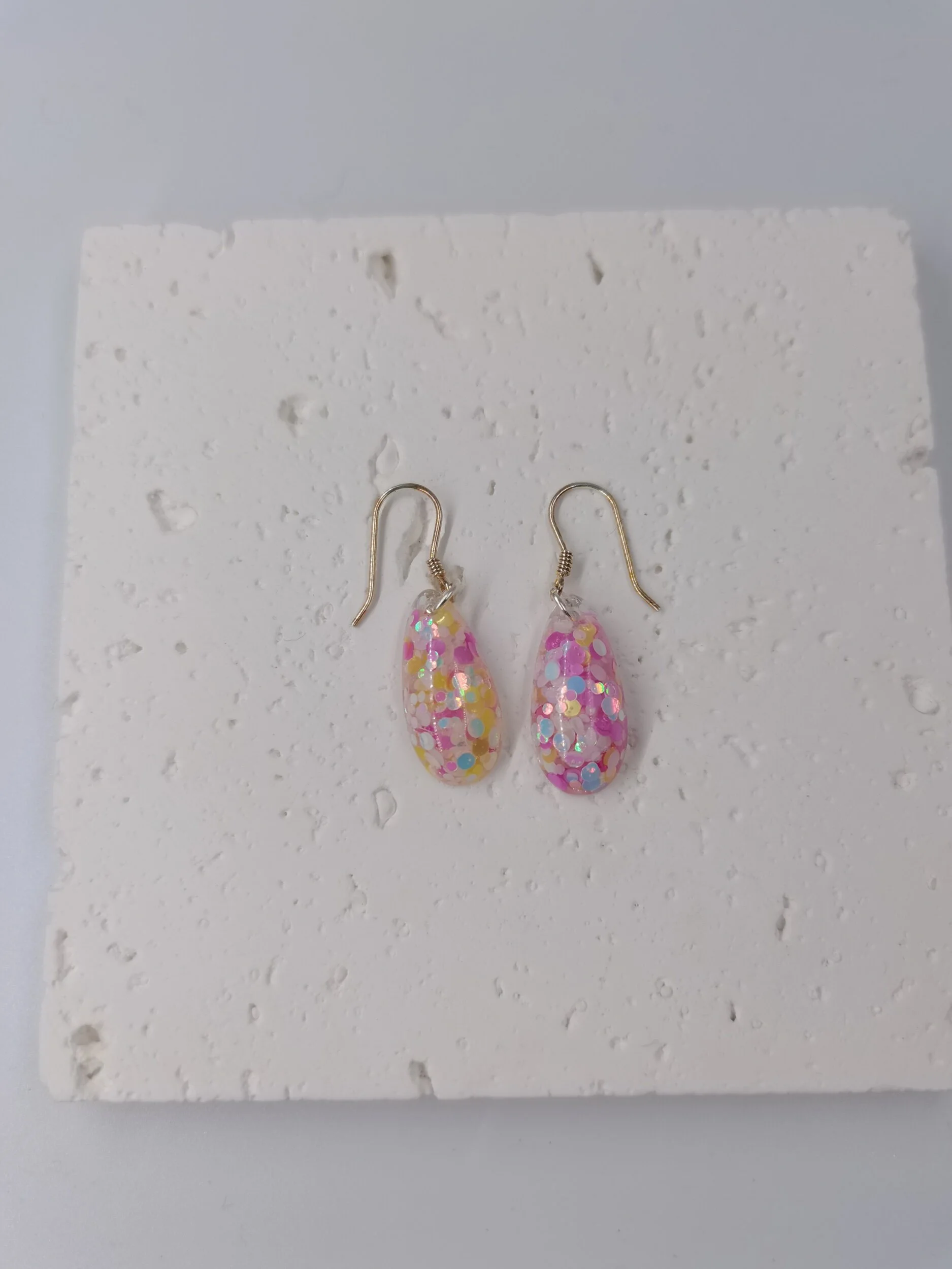 C8F5CA01-3A44-47DB-B570-115D952B18F6