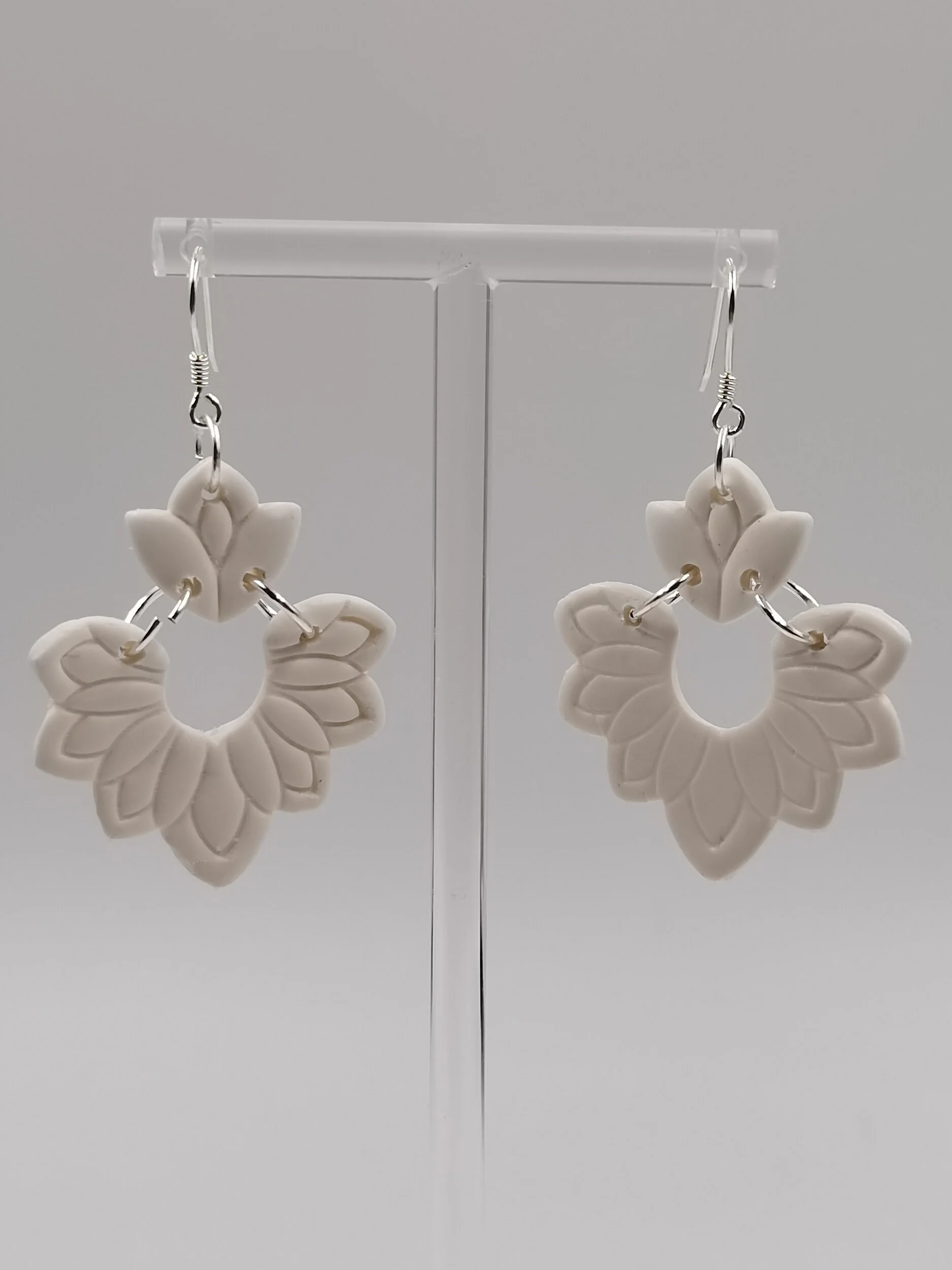 288899B6-EAEC-4A3C-A51F-13498001F72B