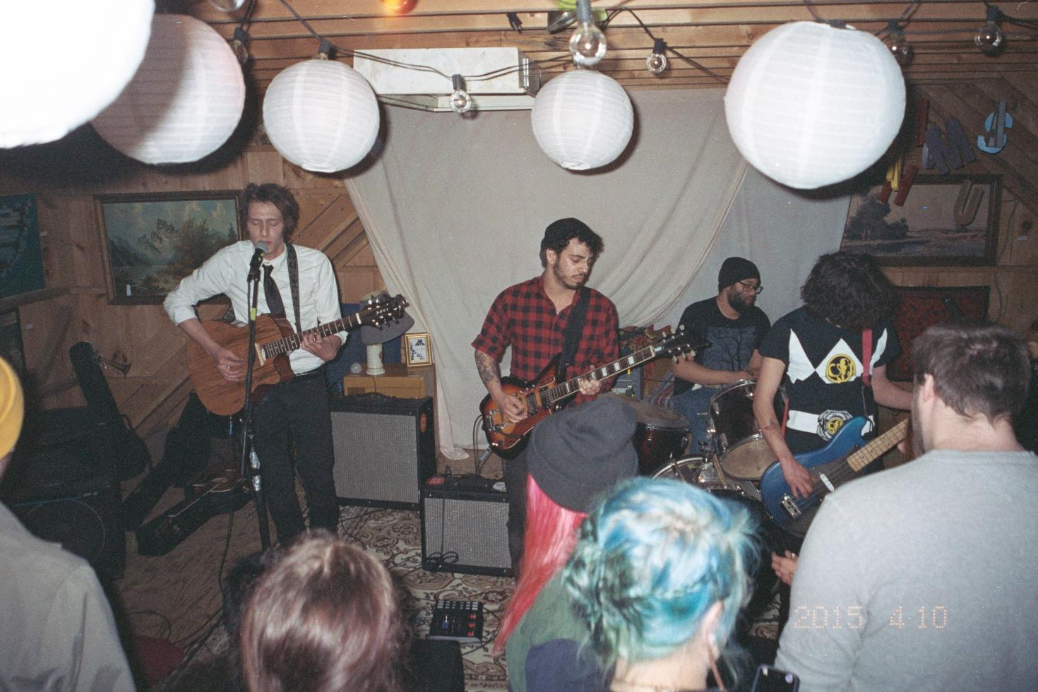Spherehead performing at Wake