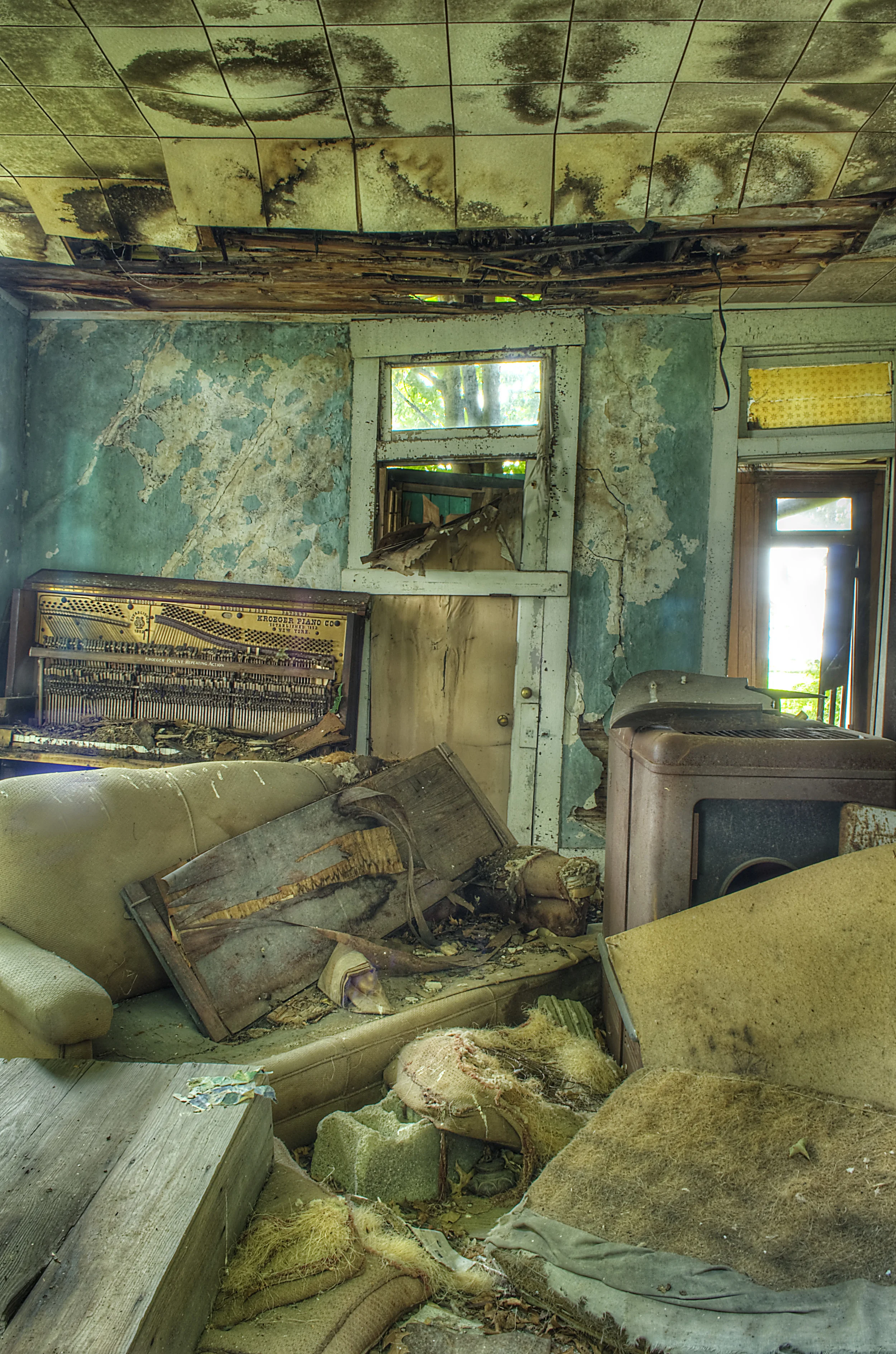 farmhouse piano room.jpg