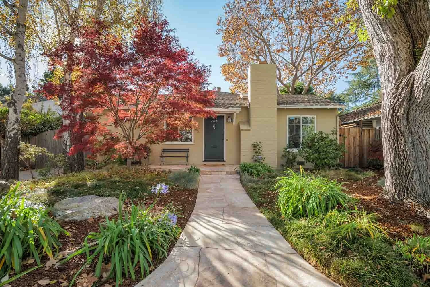 355 Iris Way