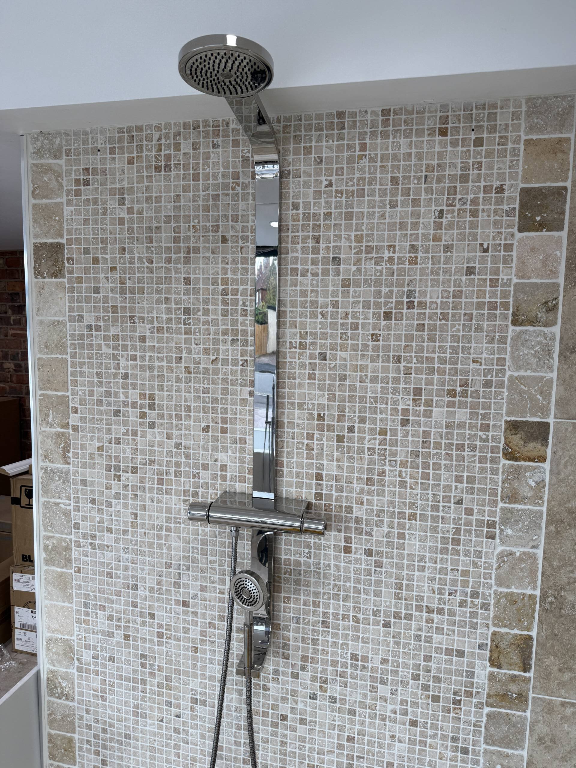Roca_Atai_T_Shower_Ex_Display (2).JPG
