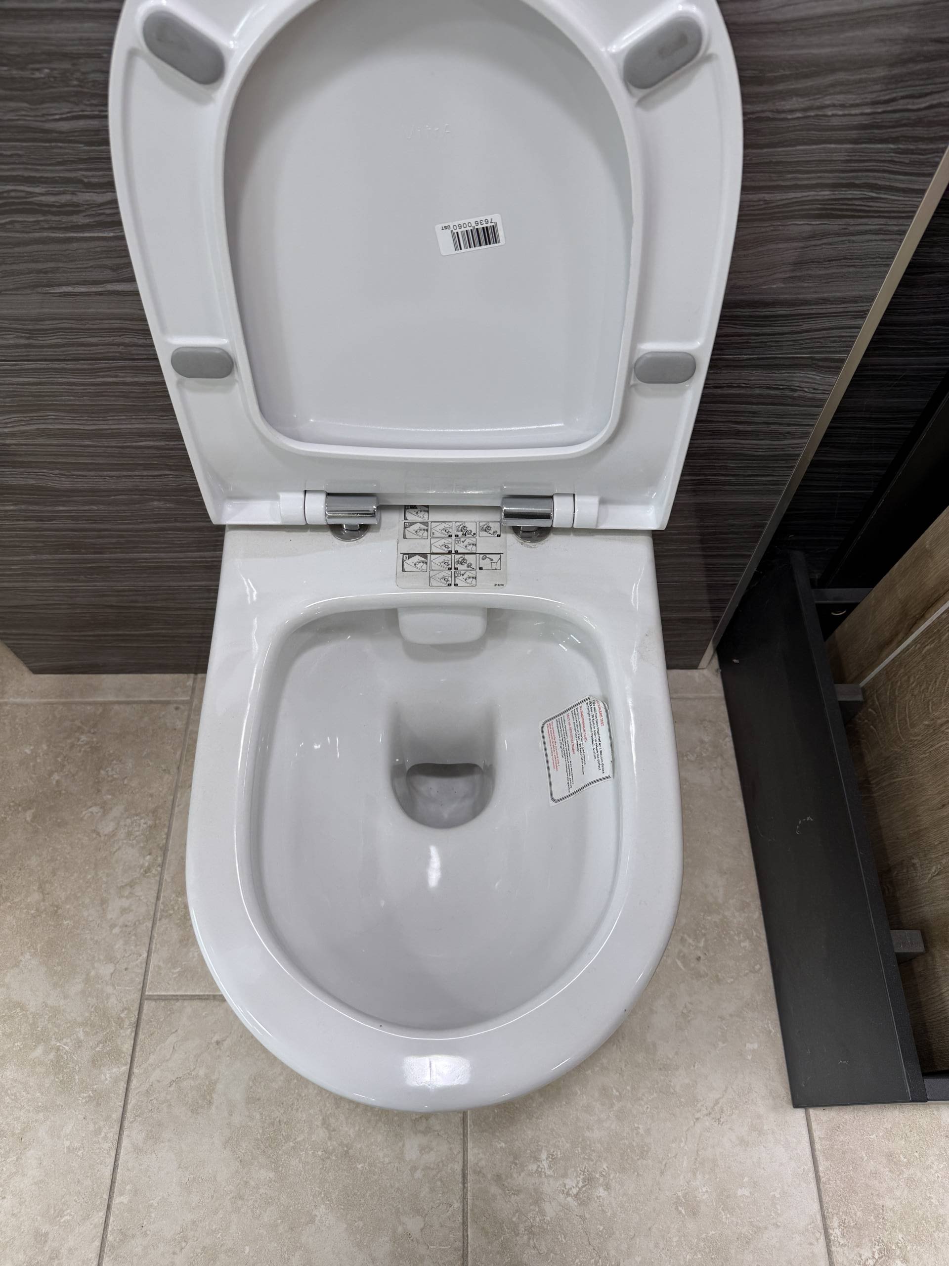 Vitra_Sento_Geberit_Frame_Ex_Display (7).JPG