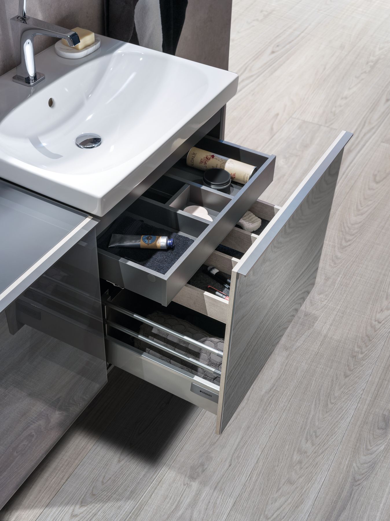 2017 Acanto D washbasin and open drawer.tif_bigview.jpg