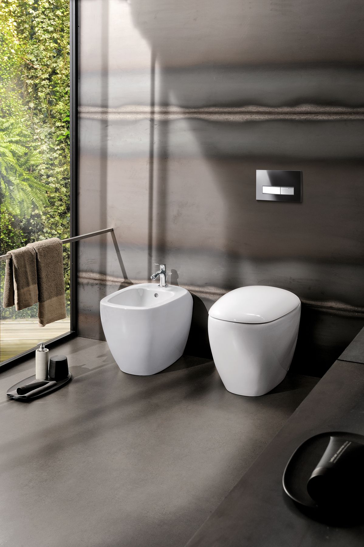 2016 Bathroom 11 Citterio.tif_bigview.jpg