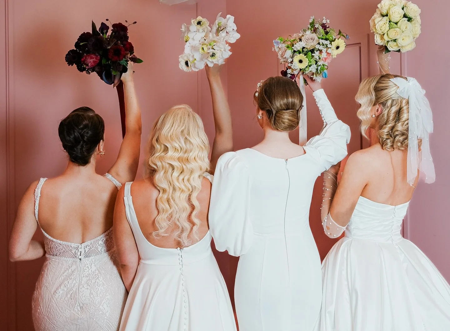 𝑳𝑰𝑷𝑼𝑵𝑴𝒀𝒀𝑵𝑻𝑰 𝑶𝑵 𝑵𝒀𝑻 𝑨𝑽𝑨𝑻𝑻𝑼! ✨
Myymme FOR YOU-häämessuille kahta eri pääsylippua, jotta mahdollistamme kävijämäärän jakautumisen ja messuvierailu on kaikille miellyttävä 🤍