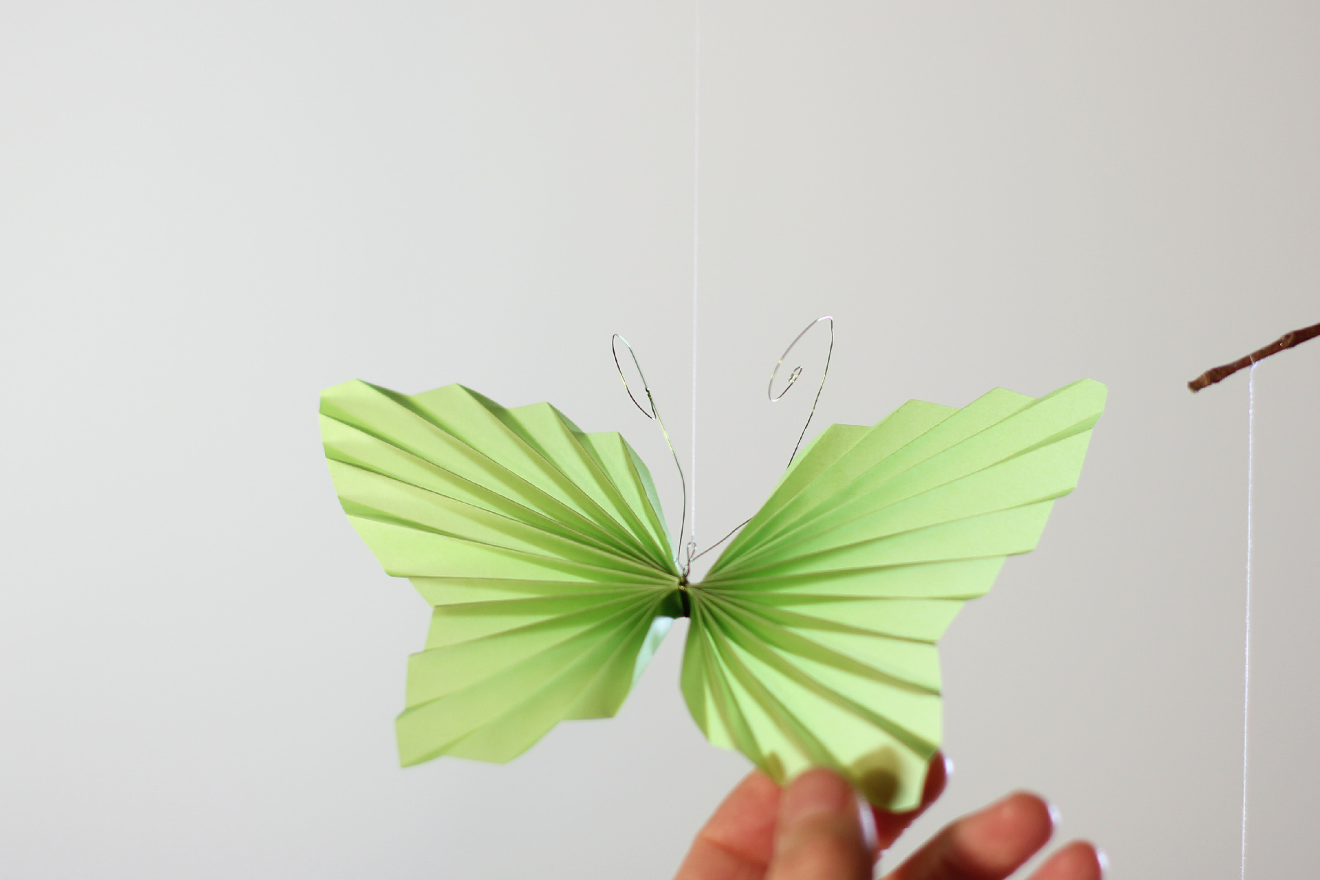 Windstill_Mobile_Butterfly_Green-Papilio_18-1_04.jpg