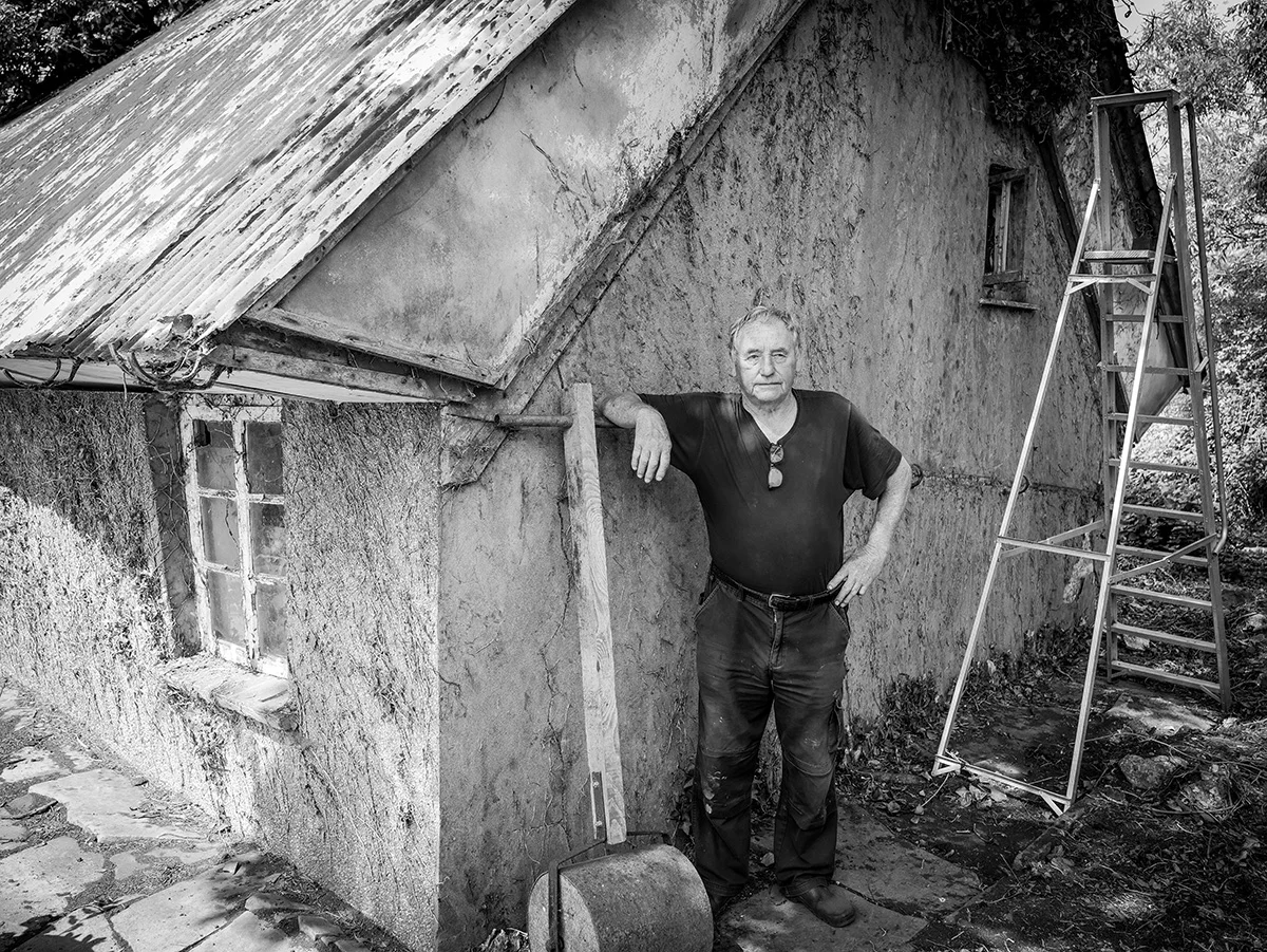 cob house john small.jpg