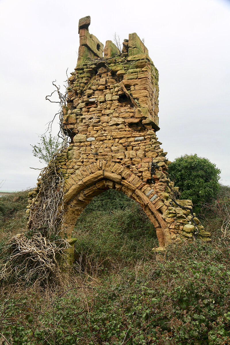  The ruins of Holy Trinity Church, Sudbrook (Chris Harris) 