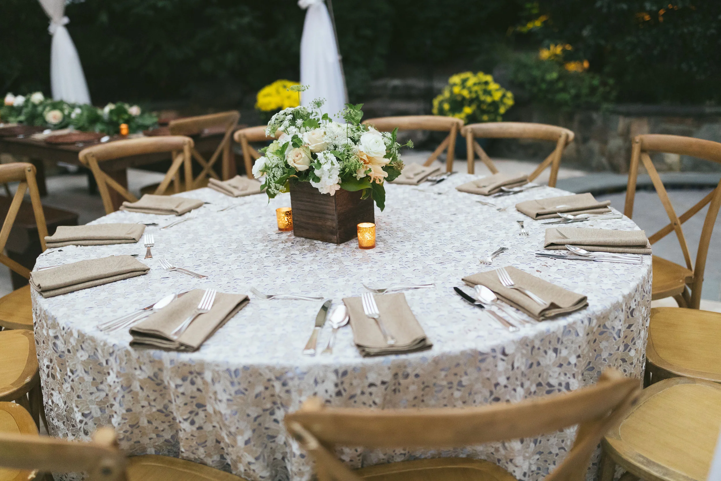 Our hostesss chose this pretty lace overlay for her outdoor party