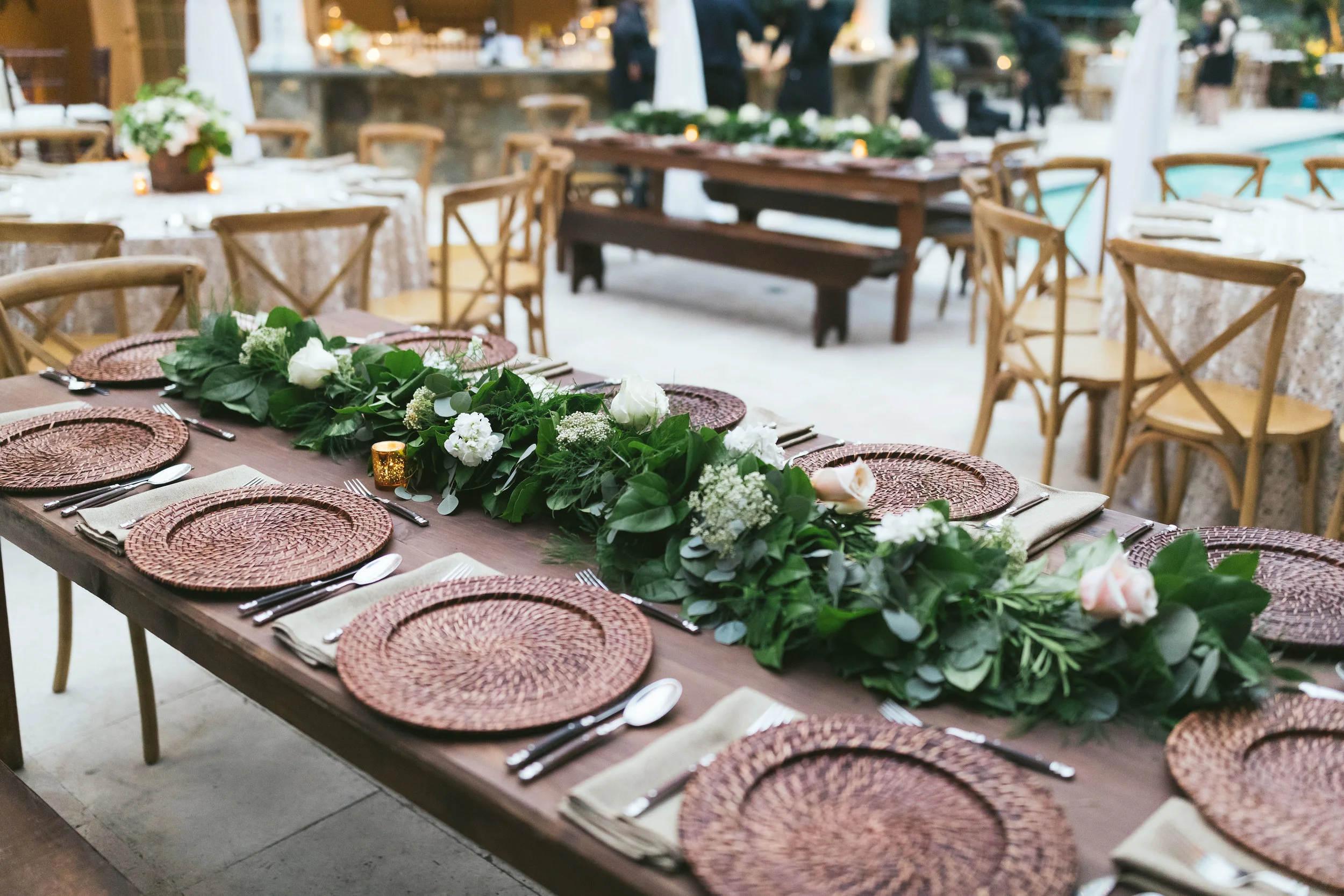ARJ-productions-event-planner-DC-area-party-table-setting.jpg