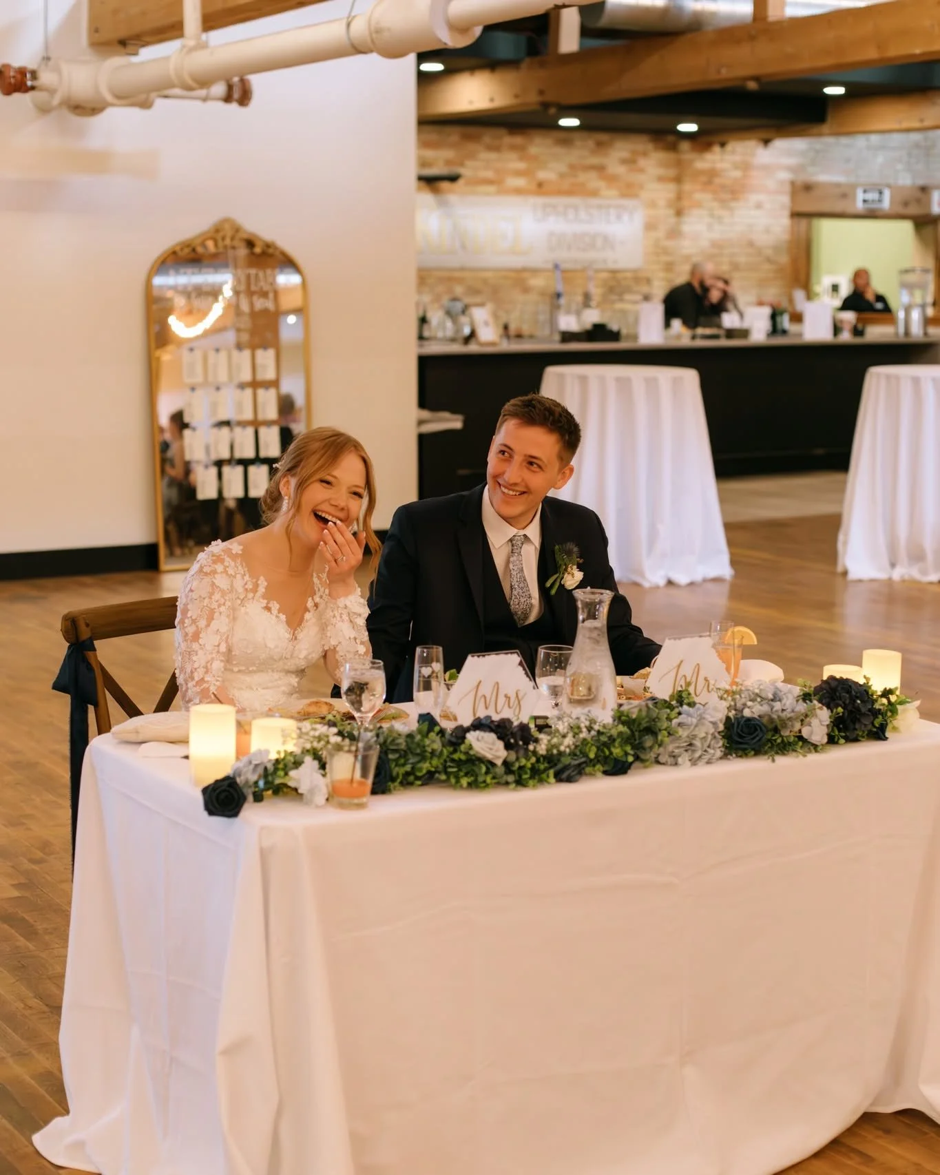 Weddings that feel like you &mdash; in a space that feels like you.

📸 : Eliza Crouse Photography

Your perfect day starts with the perfect place - book a tour with us today!⬇

www.thegoeicenter.com

#KindelRoomWeddings
#KindelRoomWeddings
#GoeiCent