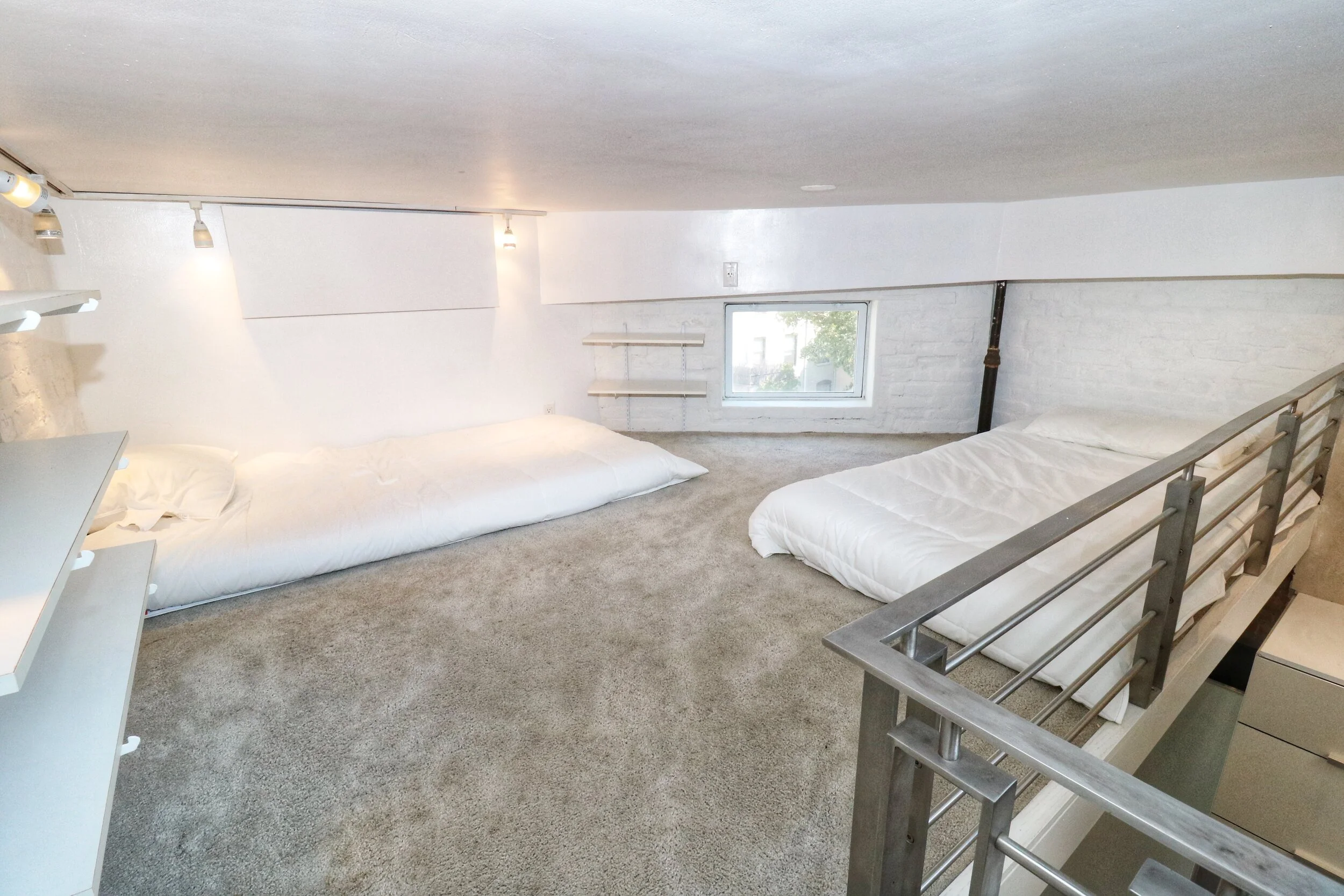 4AB-Dining Room Loft.jpeg