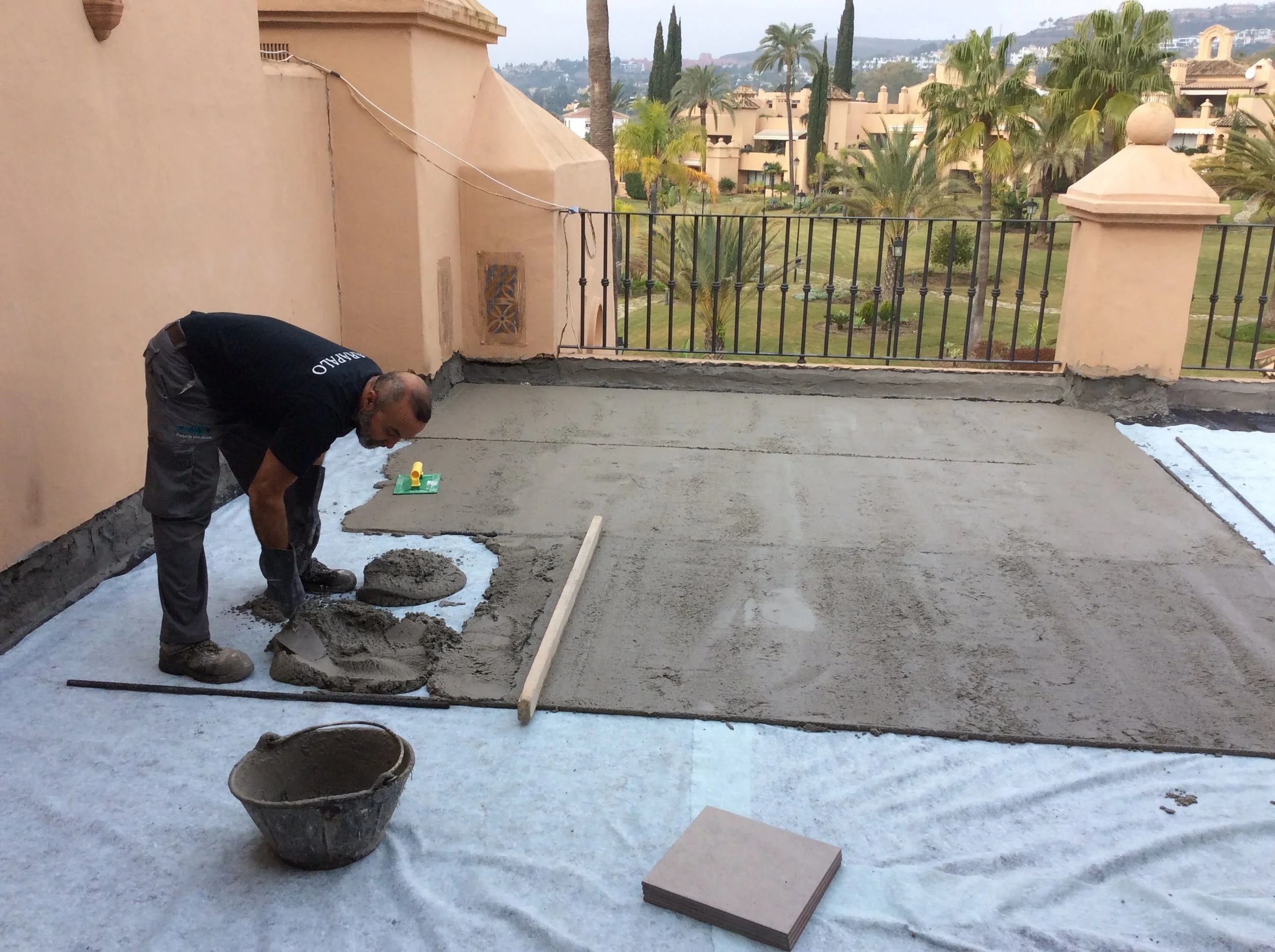 Flat Roof/Terrace Waterproof Screed