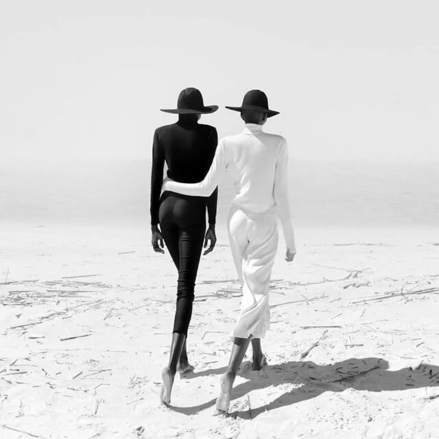 &ldquo;I believe there is only one race - the human race.&rdquo; Rosa Parks

#weareone #thehumanrace #rosaparks #repost #togetheritsbeautiful #millevietravel 
PC@Nicholas.fols