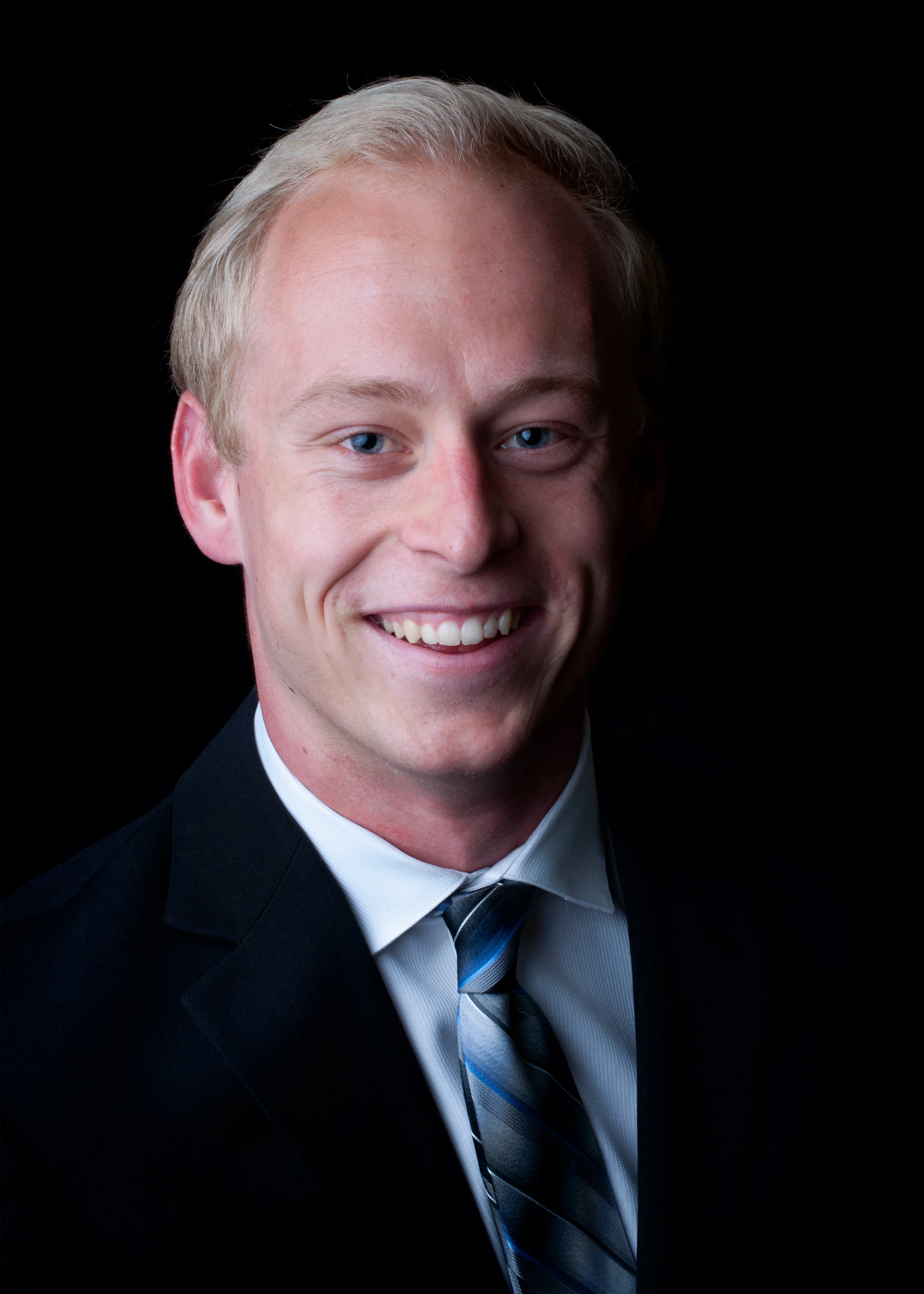 Tyler Kirchberg Headshot.jpg