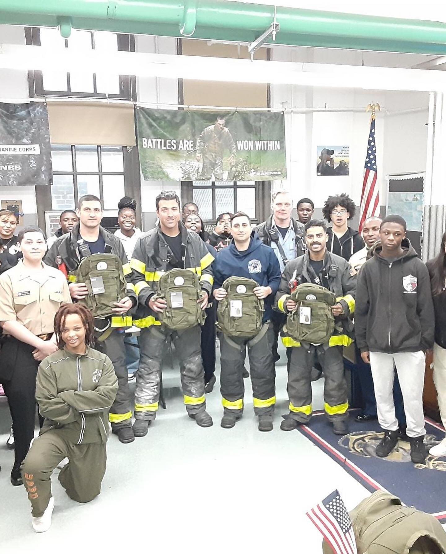 A huge thank you to all the Junior ROTC Cadets who helped fill 40 backpacks that were deployed to local veteran housing and first responder groups in Staten Island earlier this month! 

#backpacksforlife #servingourveterans #morethanabackpack