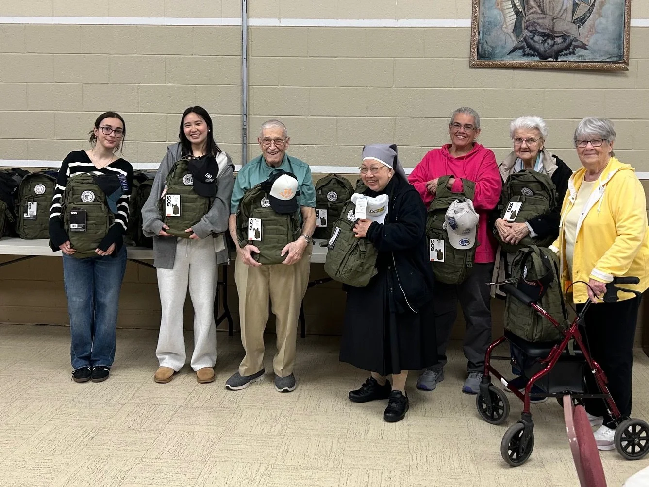 Huge shoutout to UConn senior Ava Abruzzese for leading a donation drive at the Catholic Center @ Storrs for Backpacks For Life.

With help from @uconn volunteers and the Little Sisters of the Poor, nearly 1,000 items were collected and packed into 4
