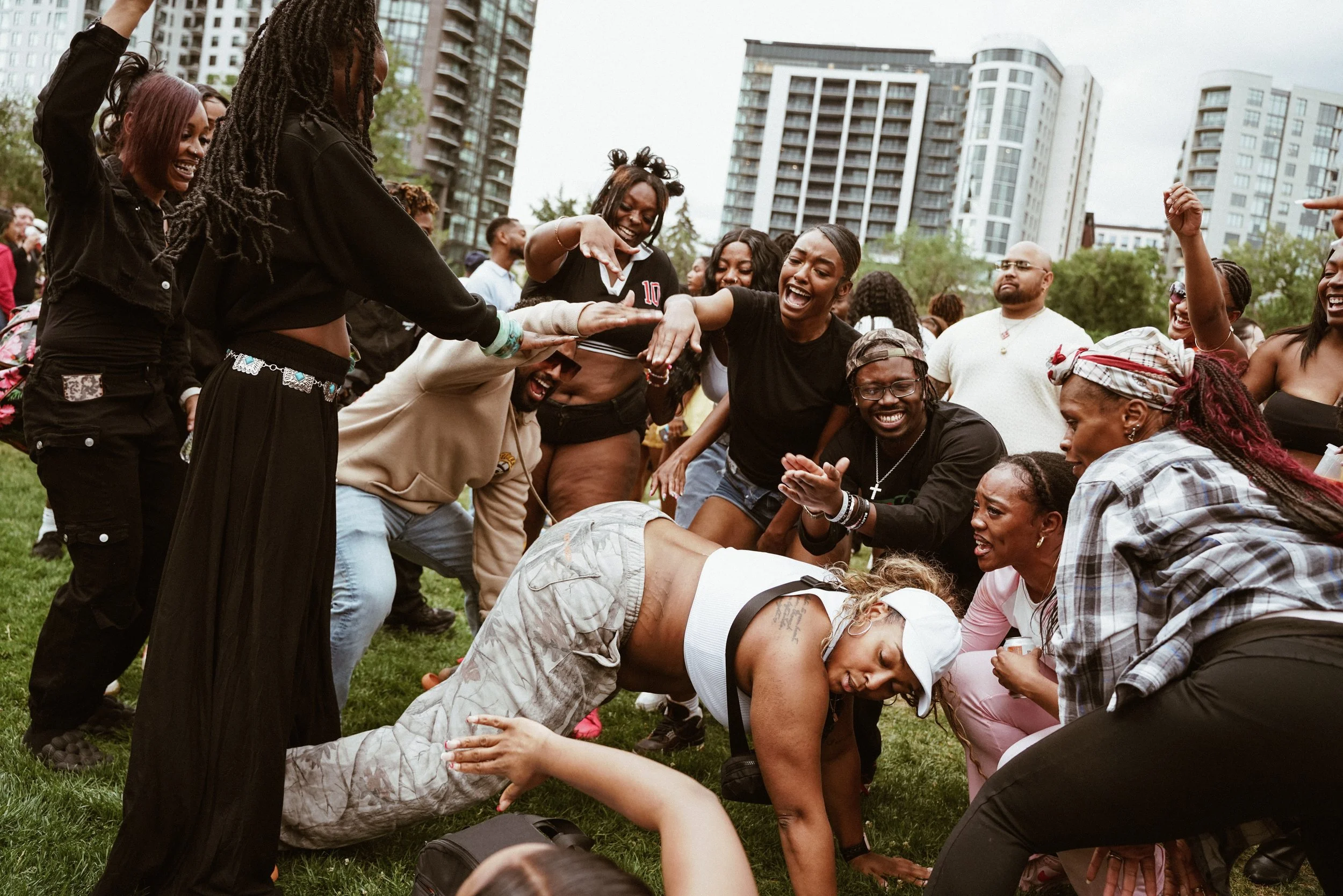  Recreating Renaissance paintings at Vibes in the Park.  Scenes from my favorite party in Denver not named    Vino . 