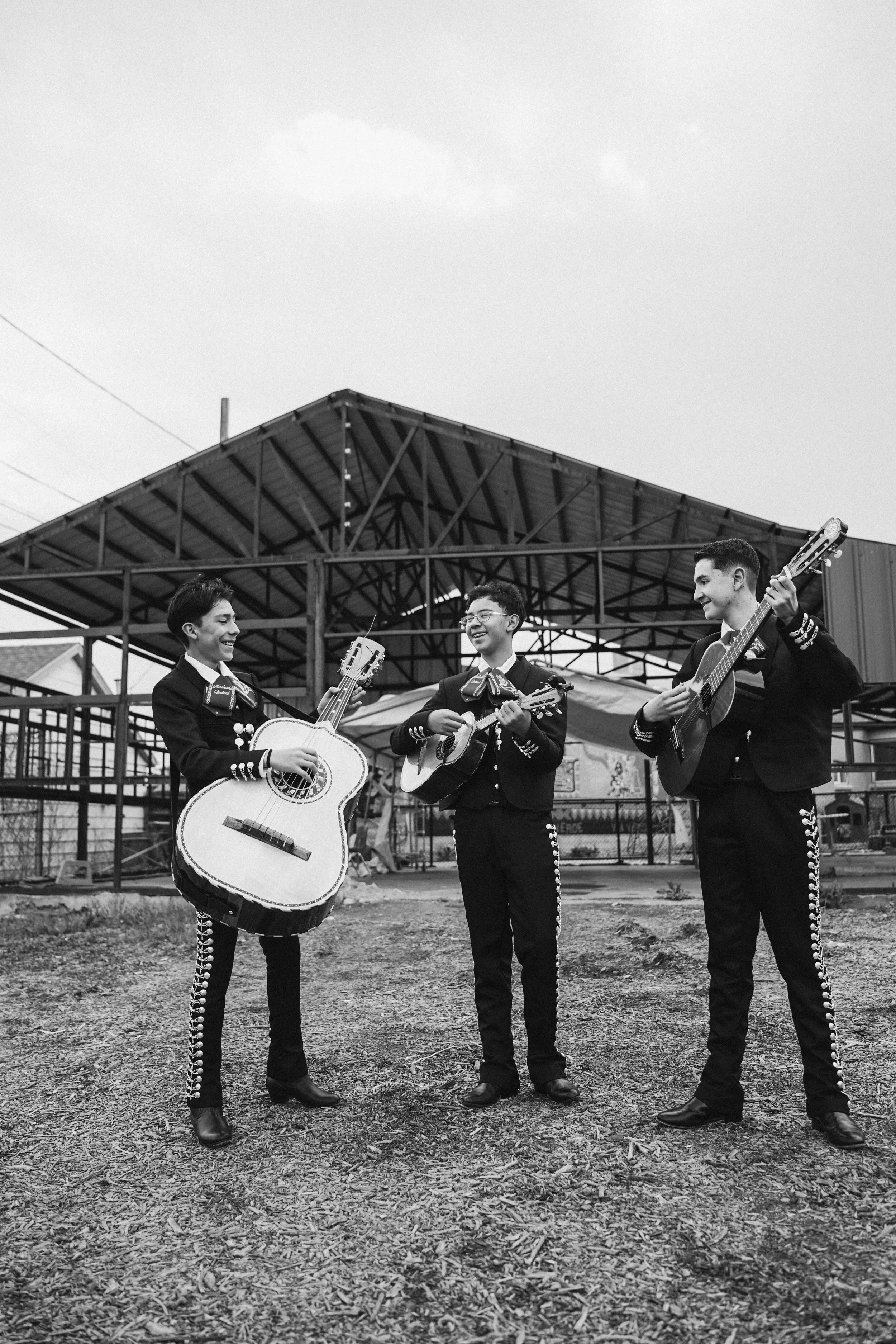 In Lakech Mariachis-5.jpg